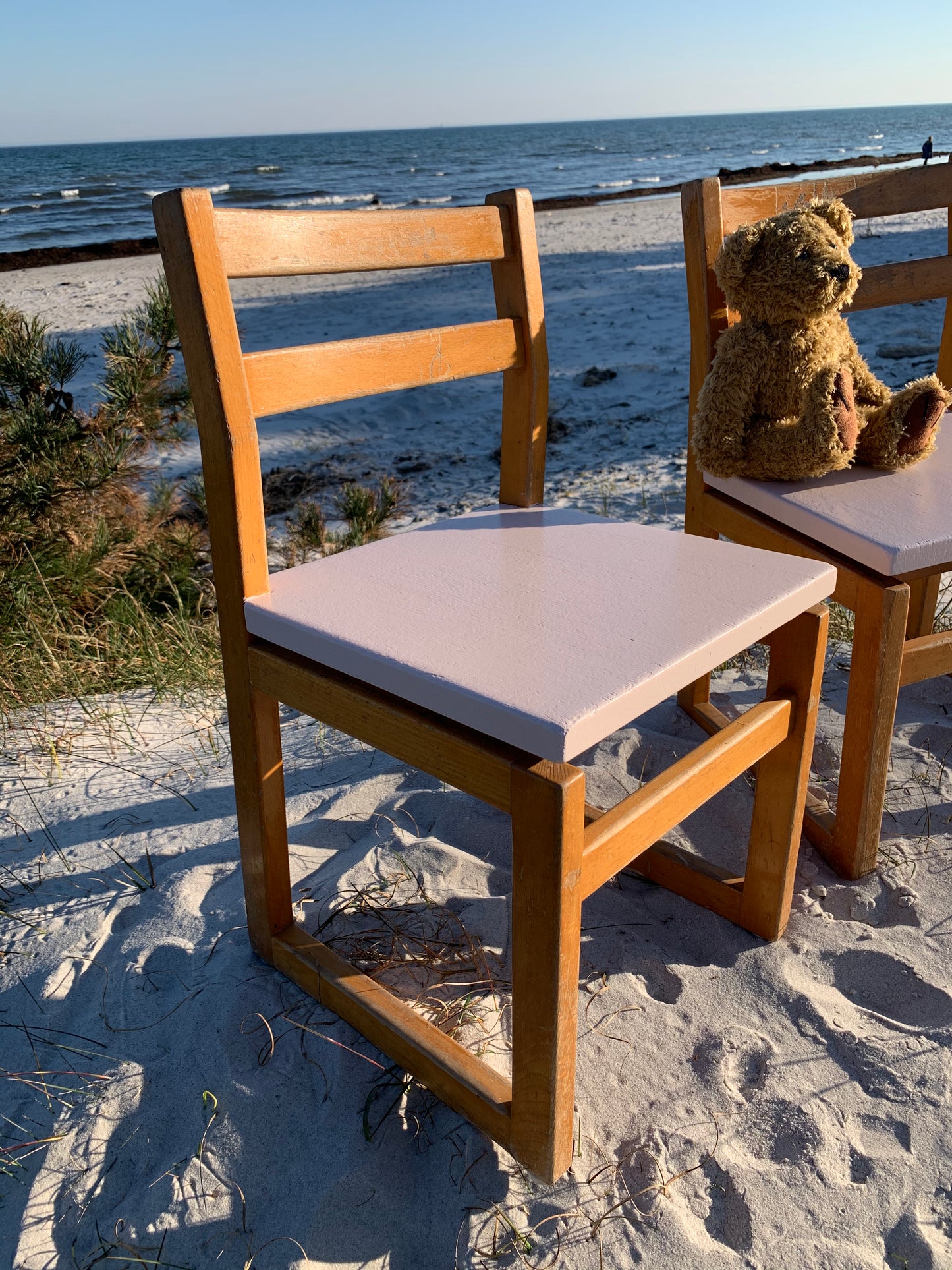 Kinderstuhl aus Holz mit Sitzfläche in rosa - Der Preis gilt pro STCK.