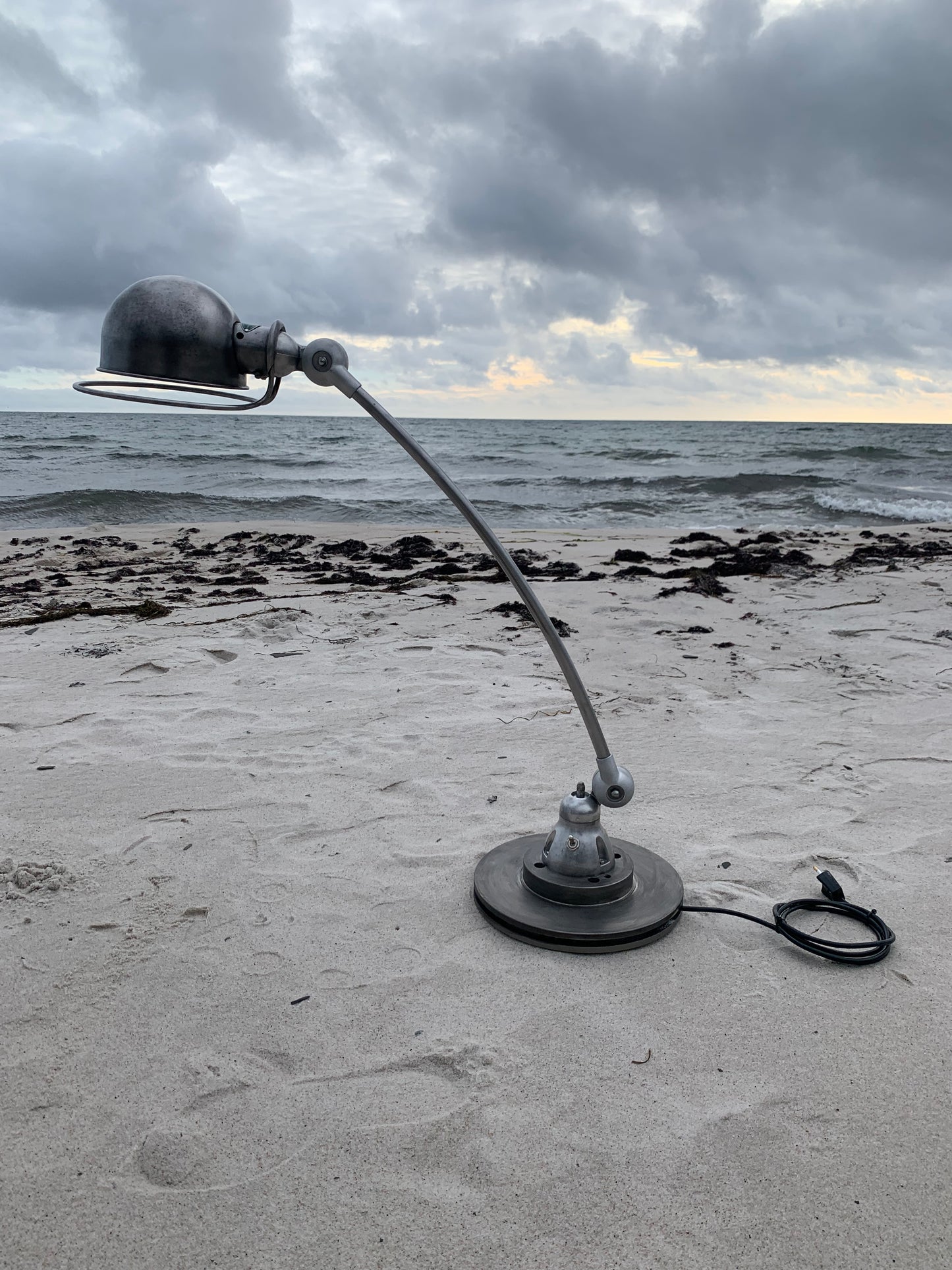 Jieldé Tischlampe mit gebogenem Arm