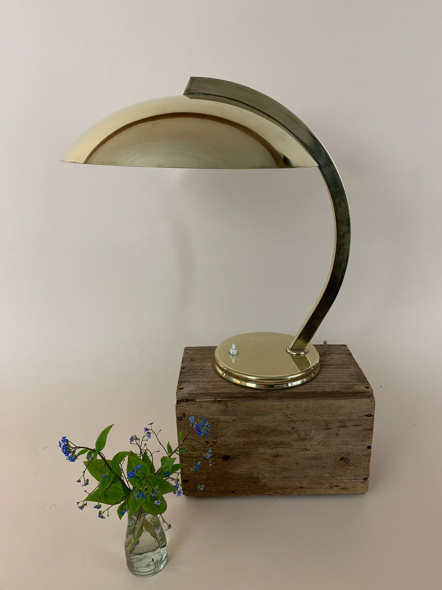 Schöne Messinglampe von Egon Hillebrand