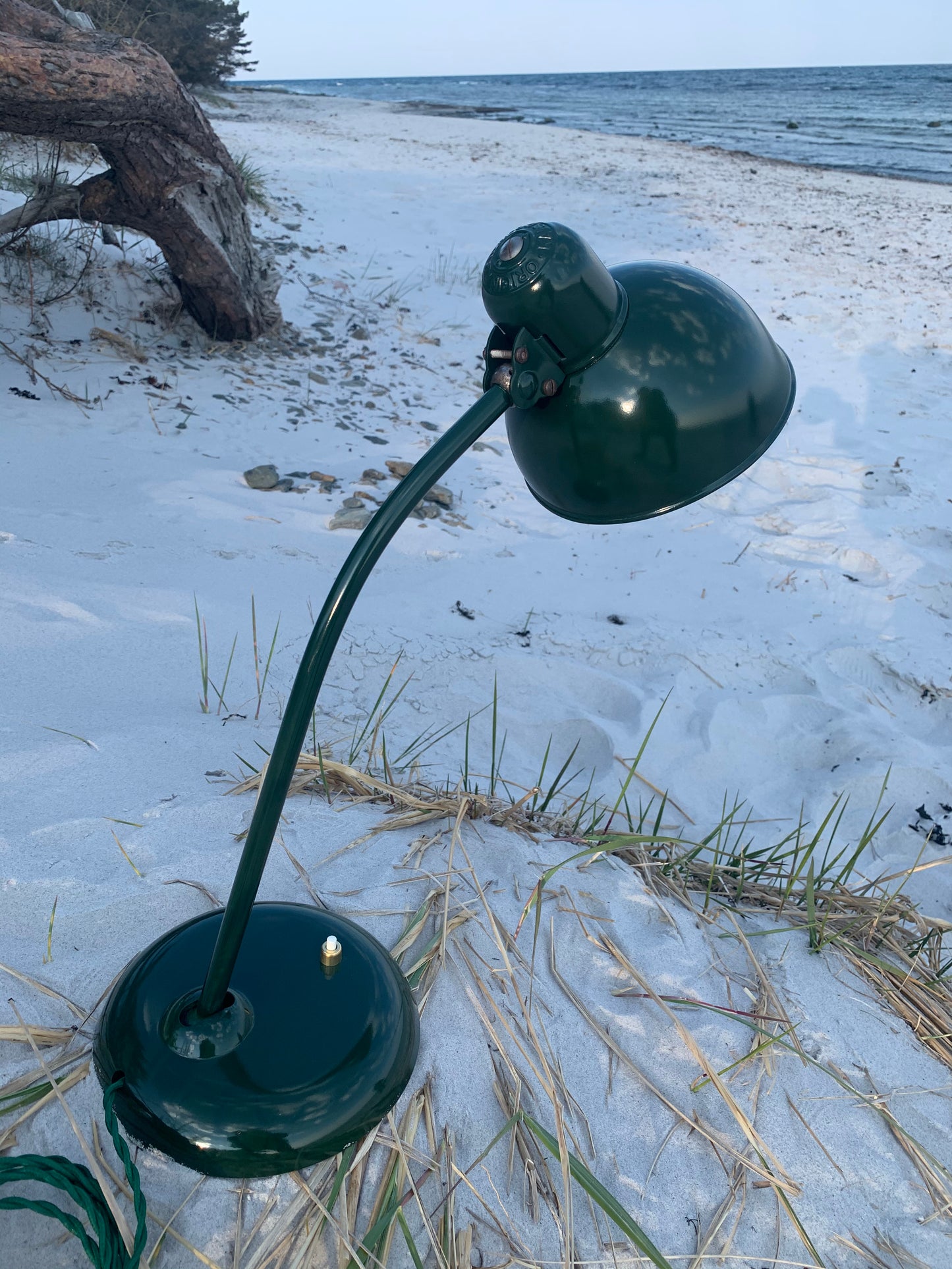 Kaiser Idell 6556 - Dunkelgrün