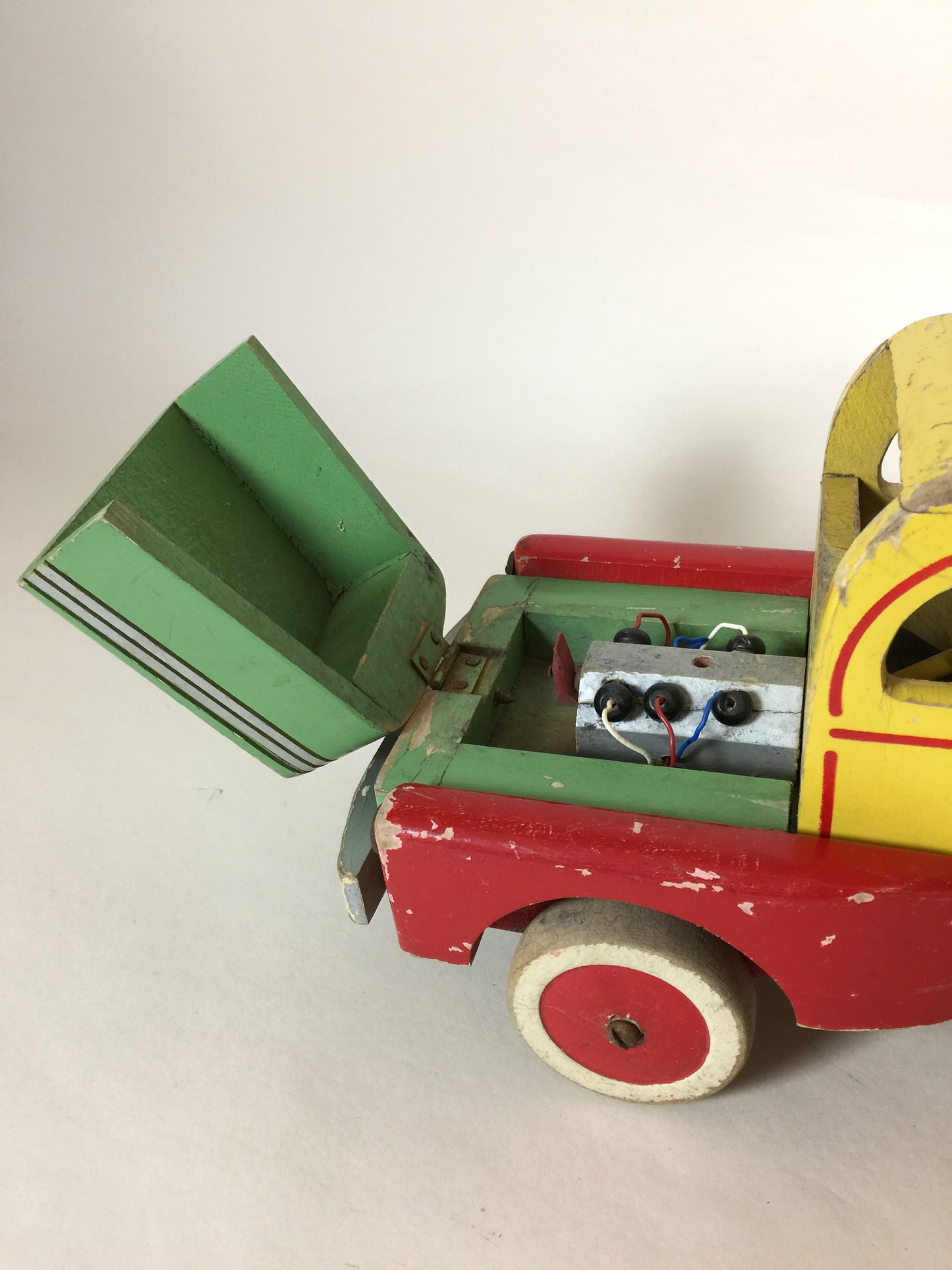 Schönes altes Spielzeugauto