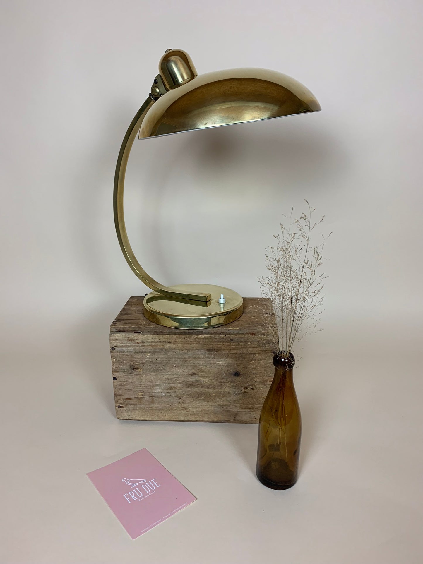 Schöne Christian Dell Tischlampe aus Messing Modell 6750