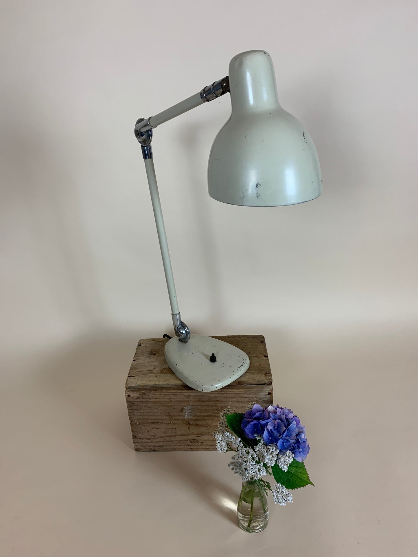 Schöne Vintage Architektenlampe