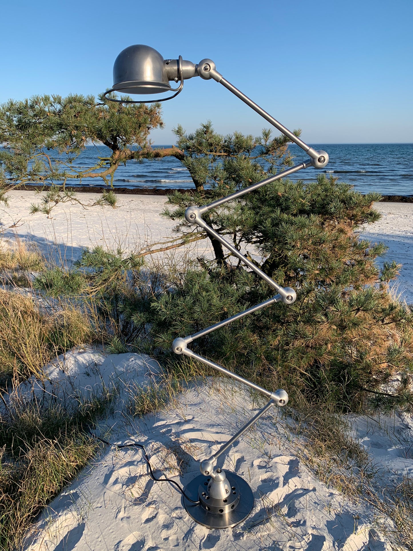 Schöne Jieldé Stehlampe mit 6 Armen