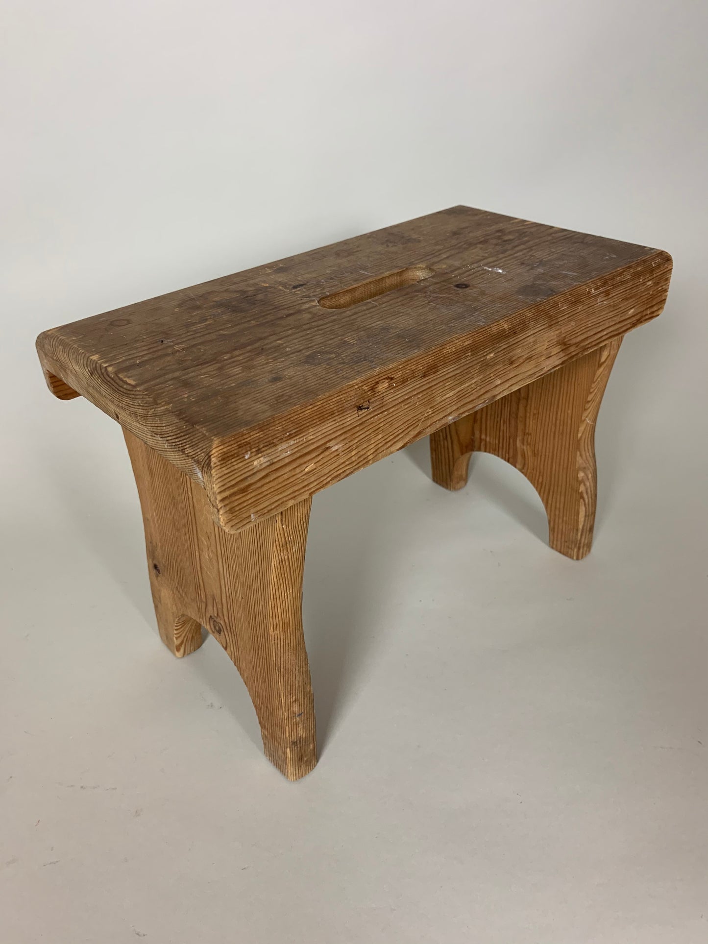 Hocker aus Holz