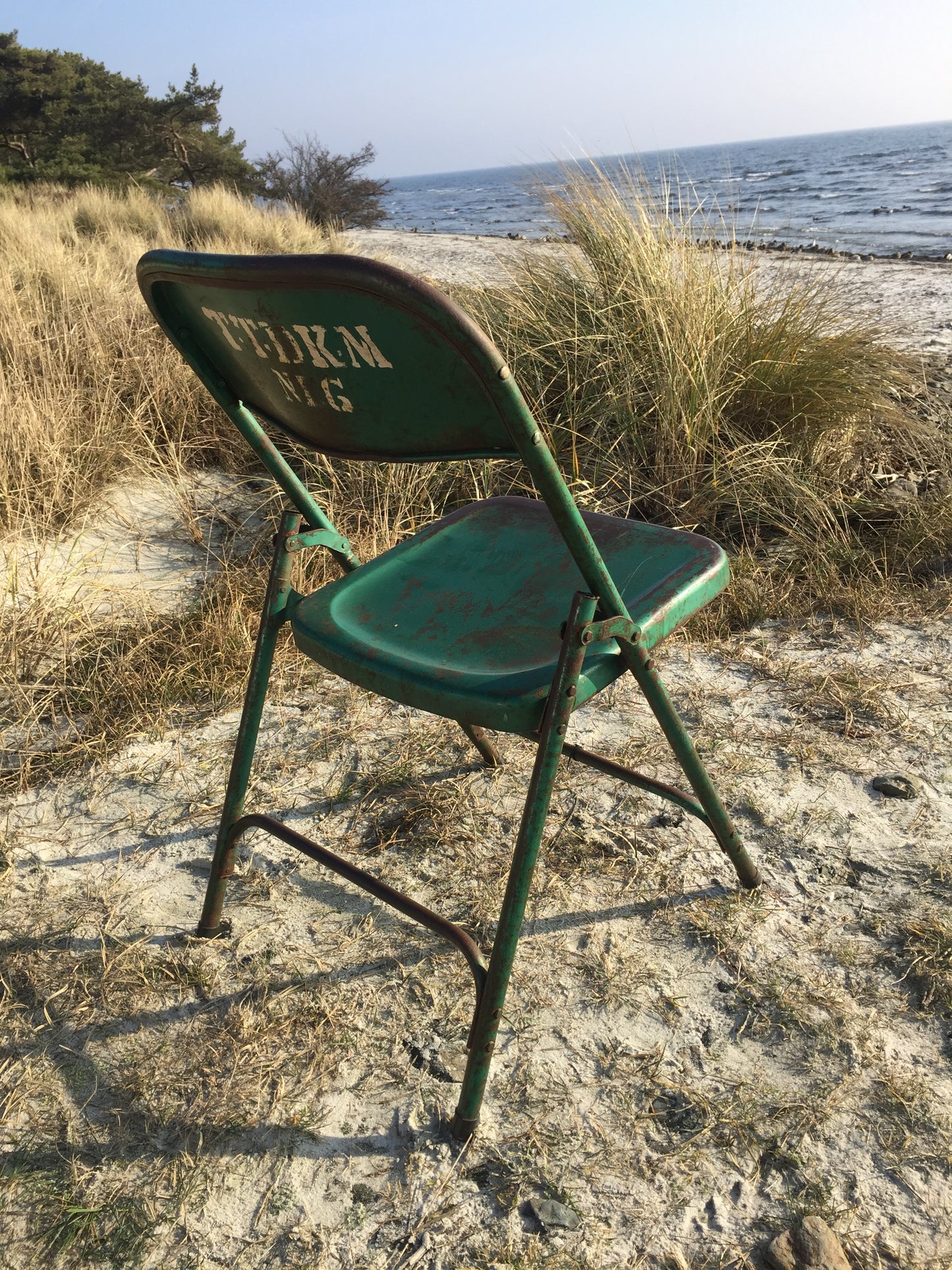 Roher Klappstuhl mit viel Patina (Der Preis gilt pro Stück)