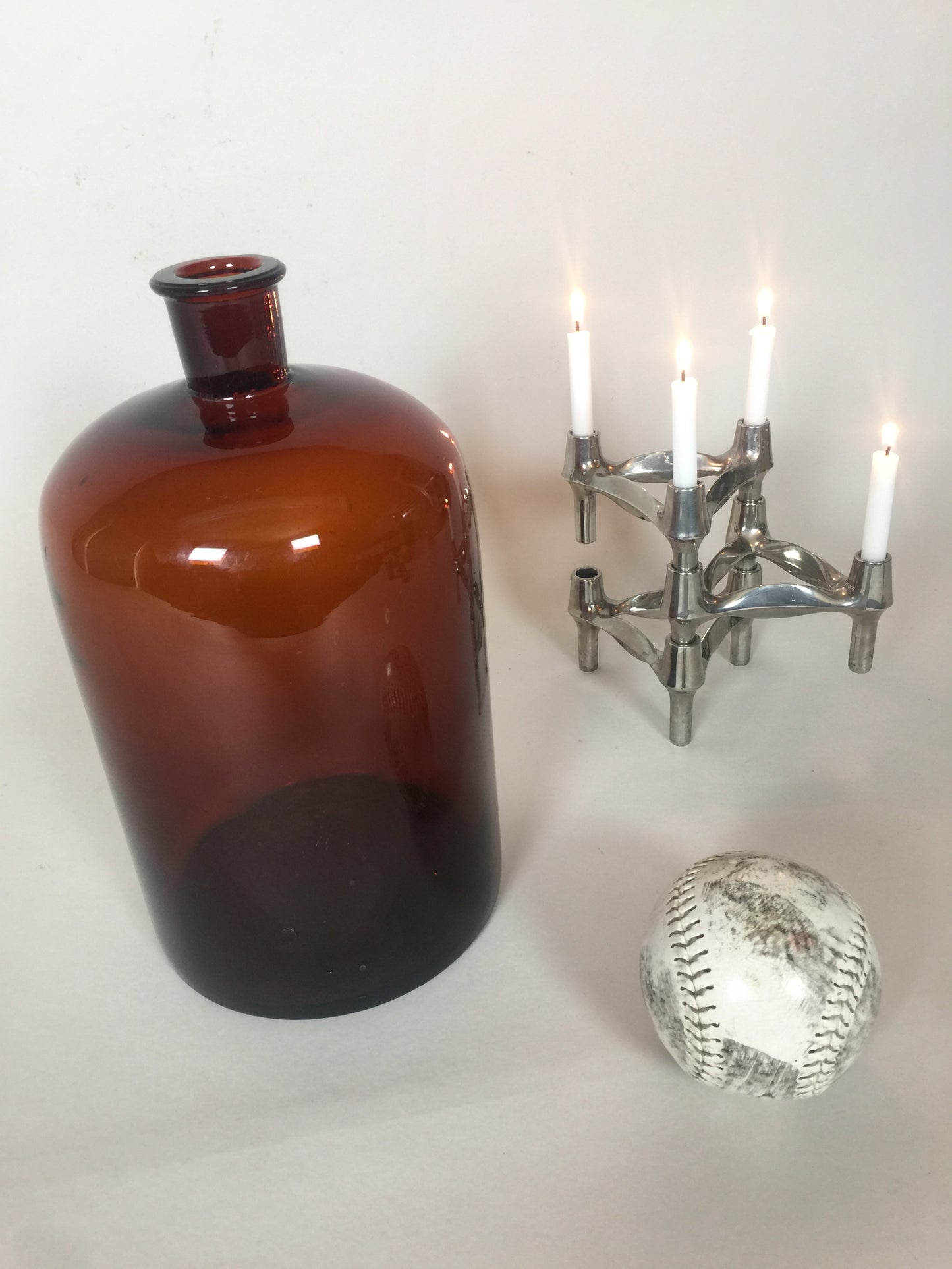 Schöne, alte und große Apothekerflasche