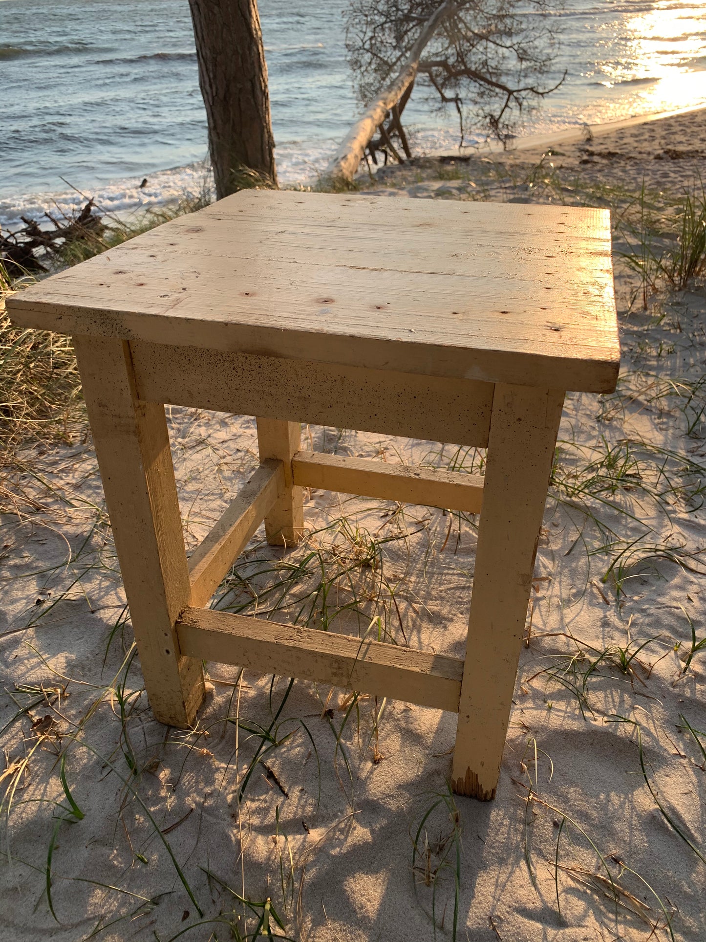Der Hocker