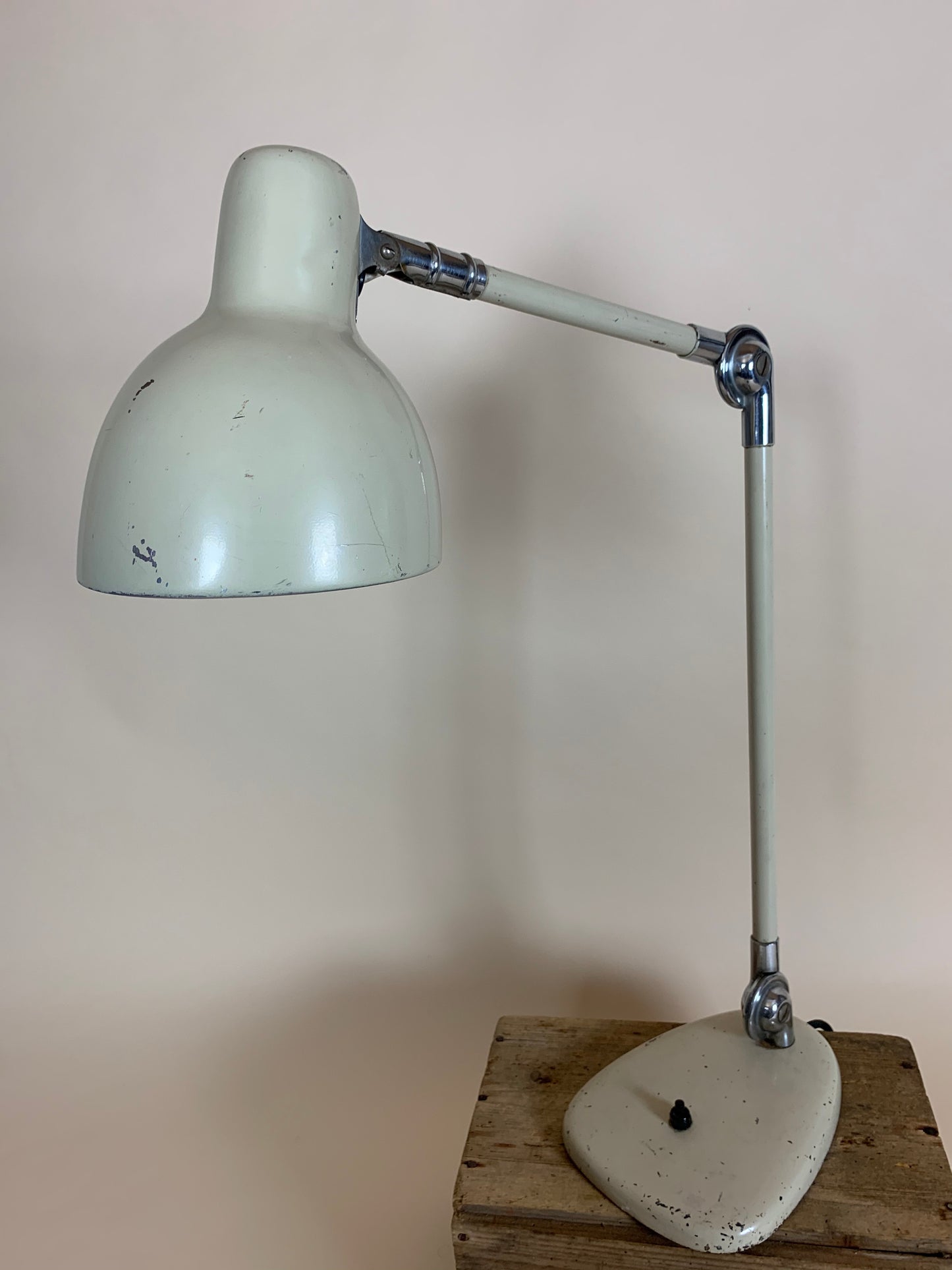 Schöne Vintage Architektenlampe