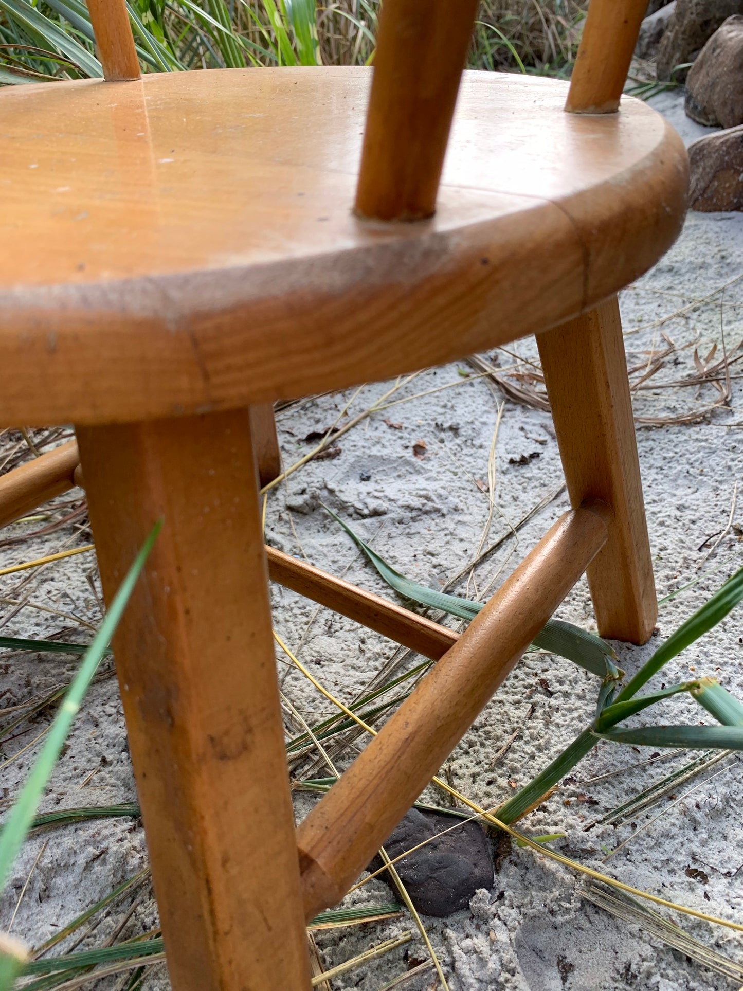 Kinderstuhl aus Holz