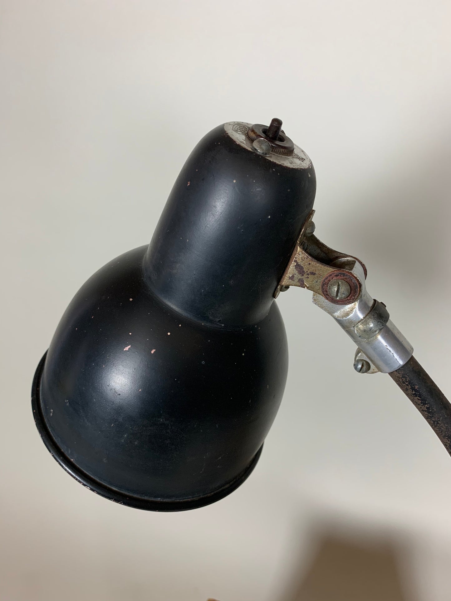 Schönes Beispiel einer ASAS Lampe