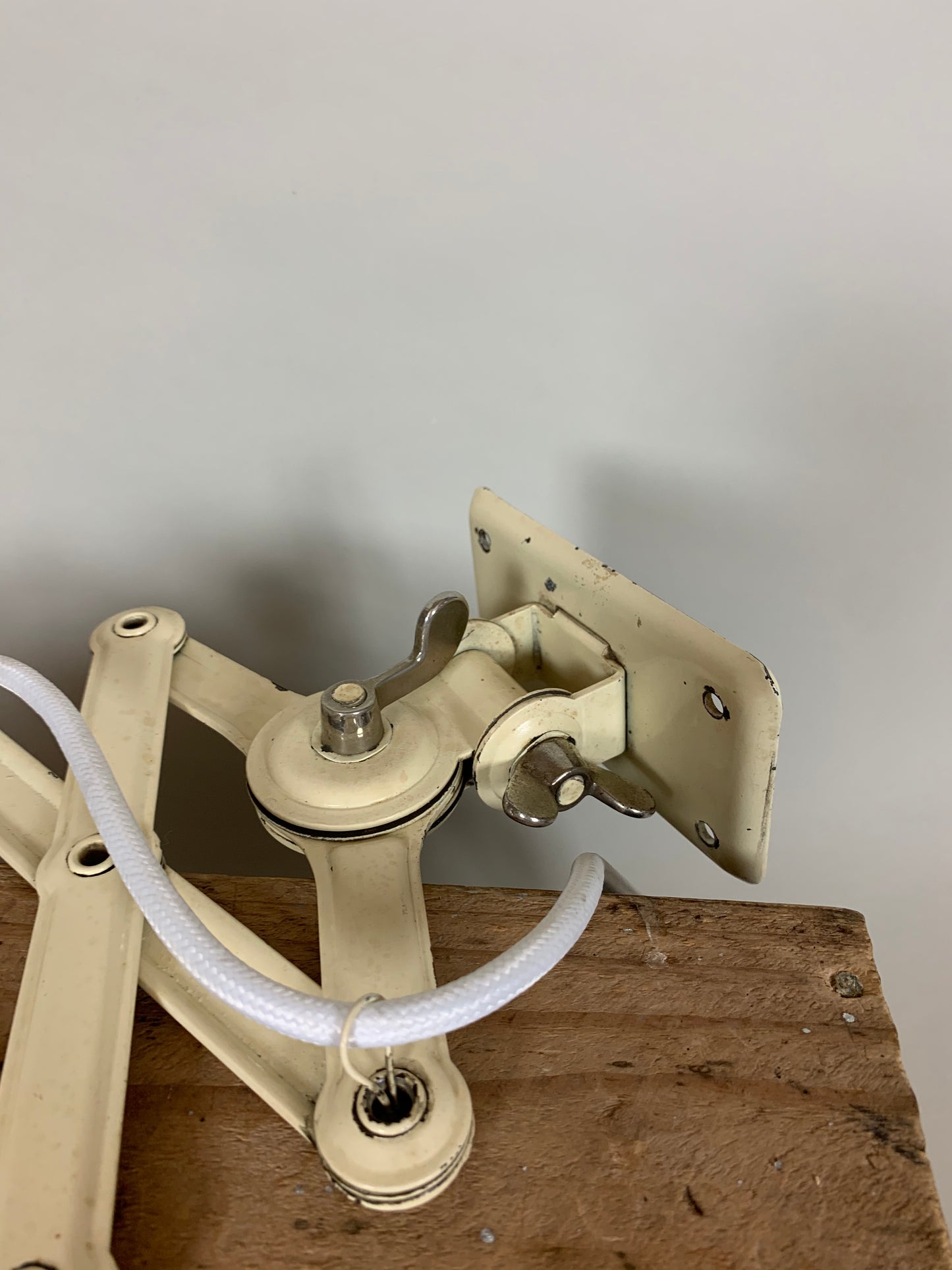 Kaiser Idell 6718 Scherenlampe
