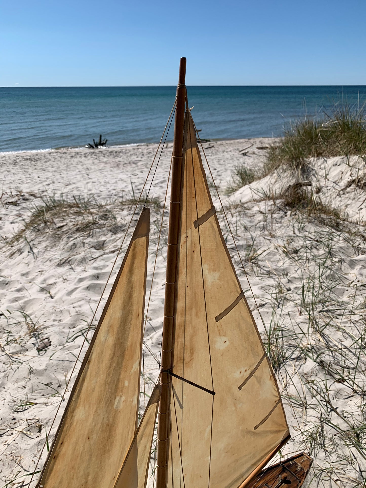 Modellschiff aus Holz