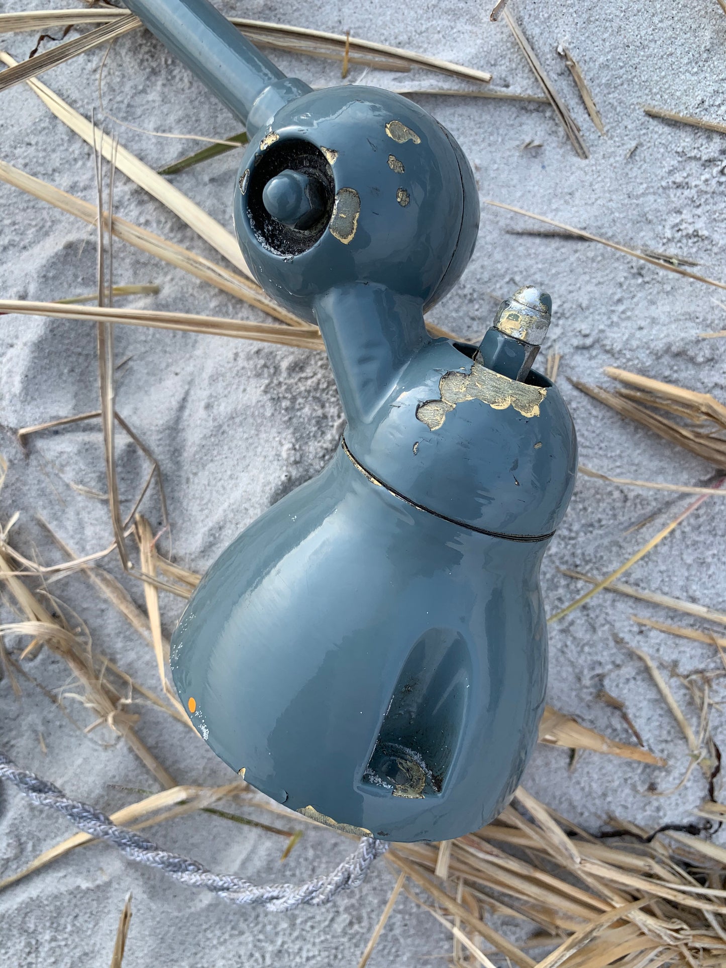 Jieldé Wandleuchte in Grau mit viel Patina