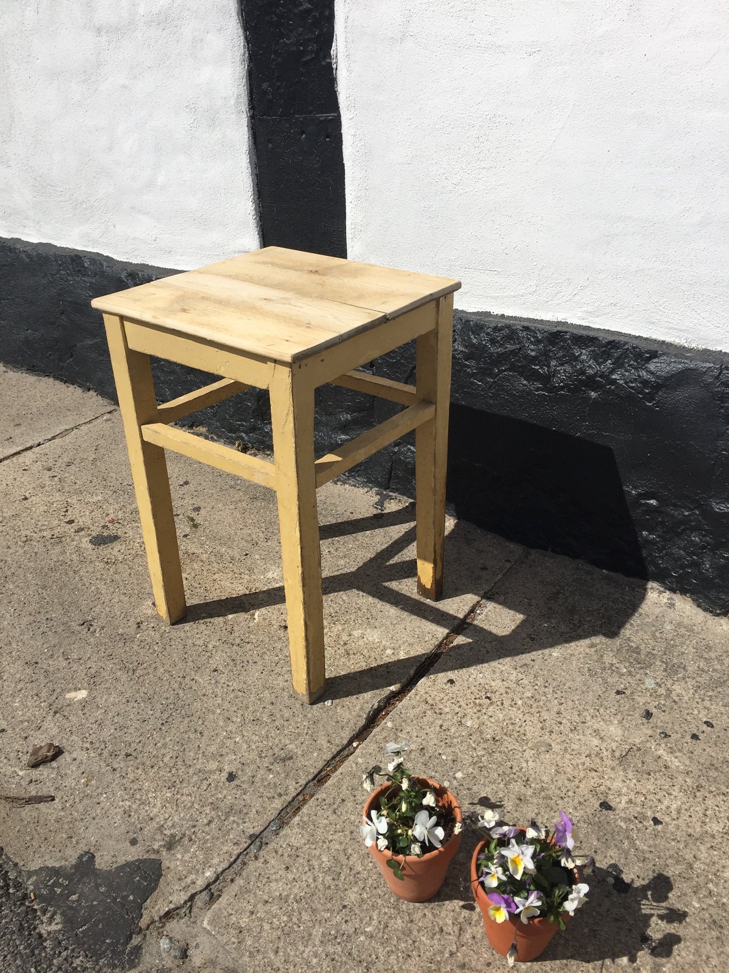Der Hocker