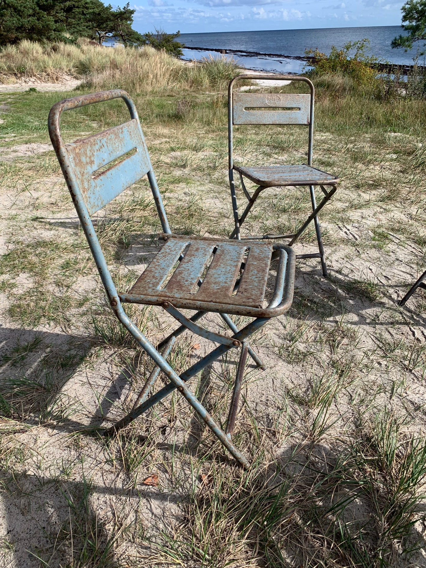 Roher Klappstuhl mit Patina - der Preis gilt pro STCK.
