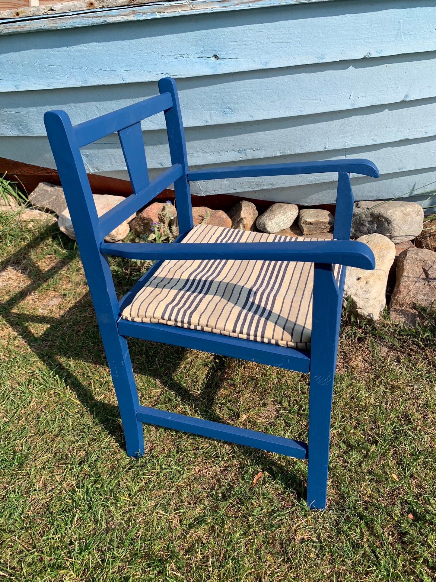 Kaare klint Kinderstuhl in Blau mit Kissen