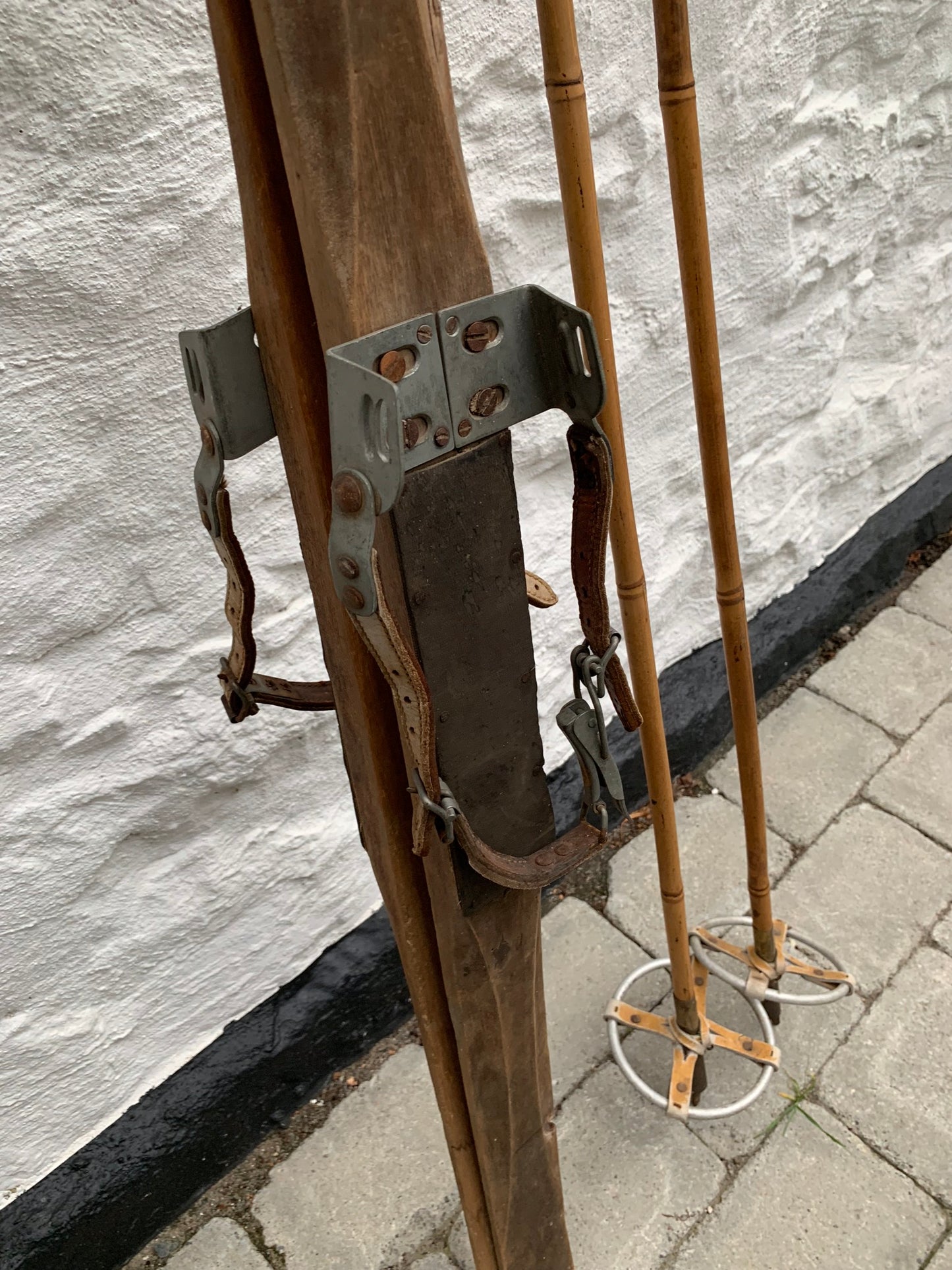 Dekorativer Ski