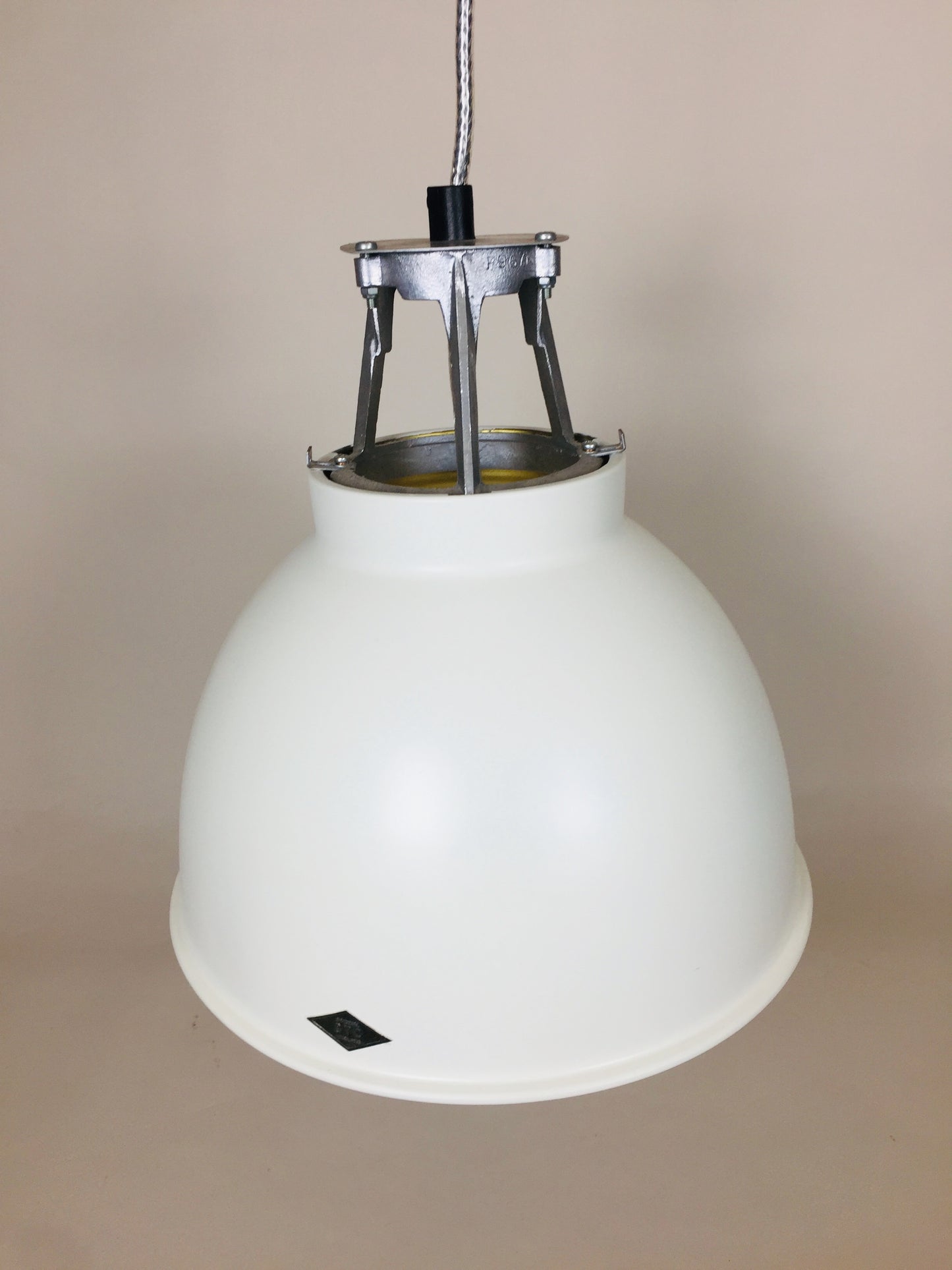 BTC-Lampe weiß mit Gold - Titan