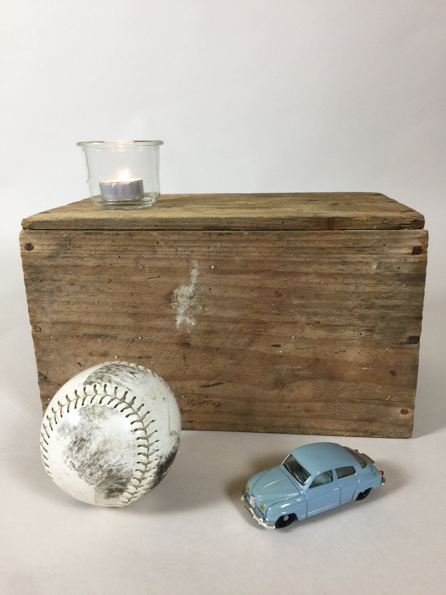 Schönes D7112 Saab 96 Modellauto