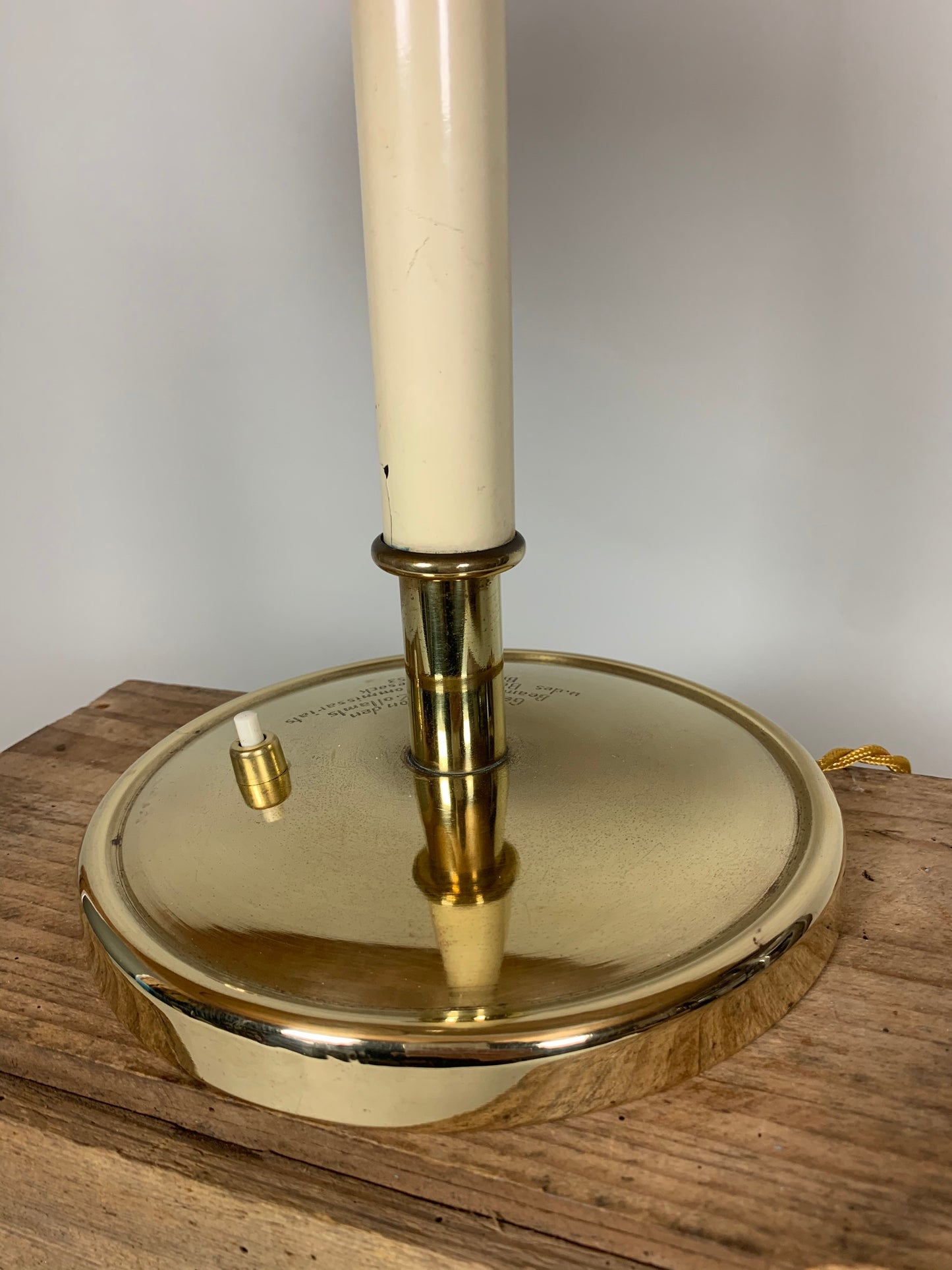 Vintage Lampe mit Bakelitschirm