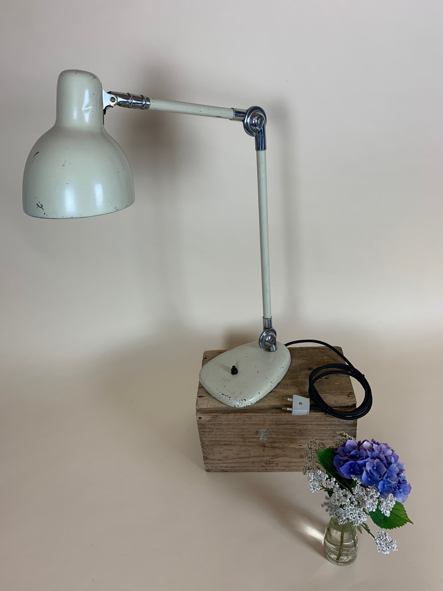 Schöne Vintage Architektenlampe
