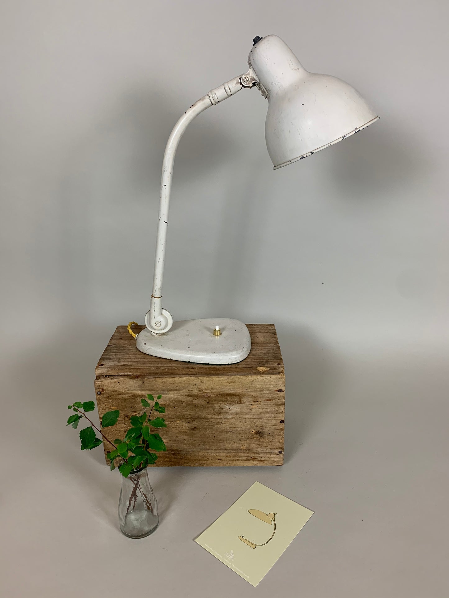 Schöne Vintage Lampe, die Vilhelm Lauritzen zugeschrieben wird