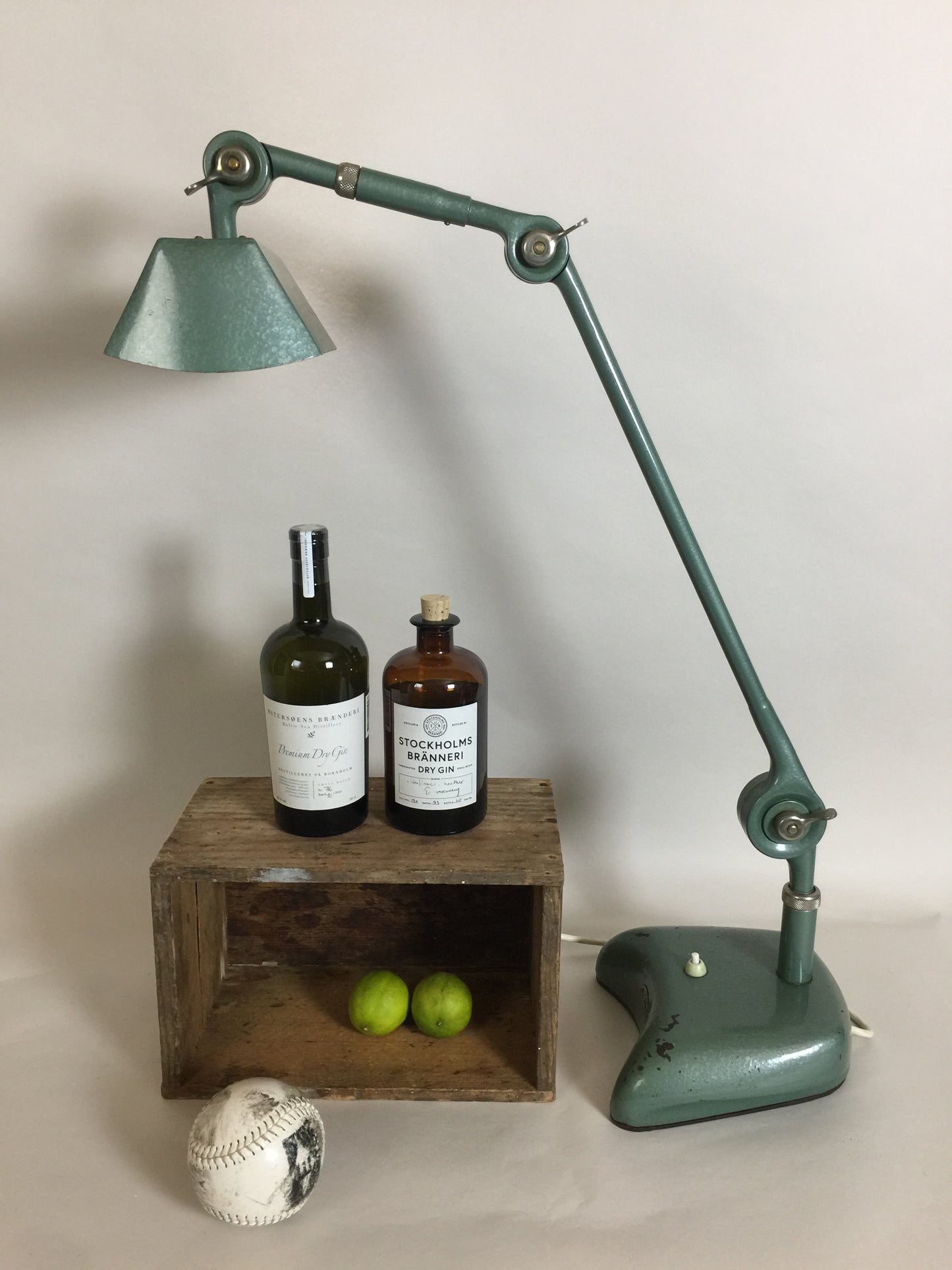 Schöne PeFeGe-Lampe in schönem Design
