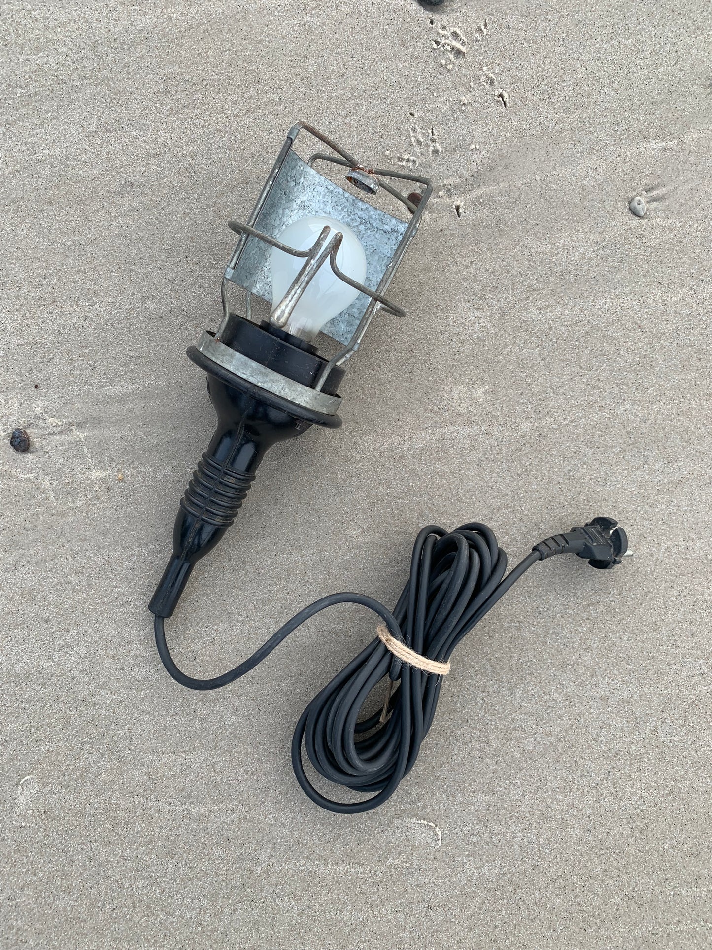 Rohe Arbeitslampe
