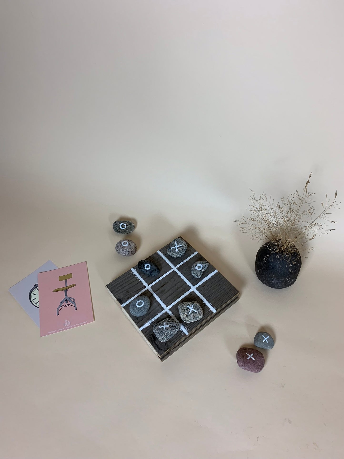 Kreuz- und Ballspiel in einer rohen und natürlichen Version