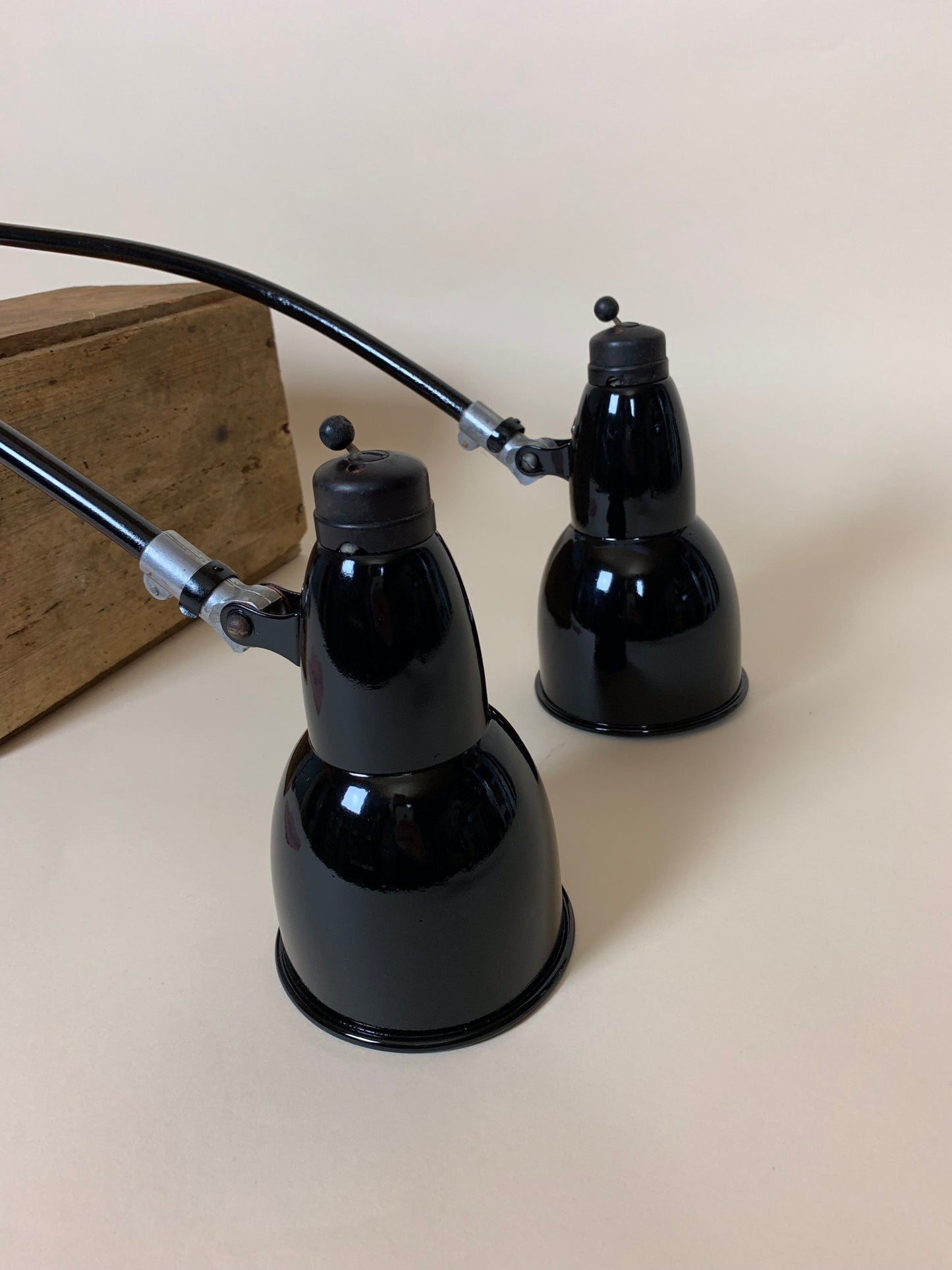 Schwarze Lampe - einzeln verkauft (Preis gilt pro Stück)