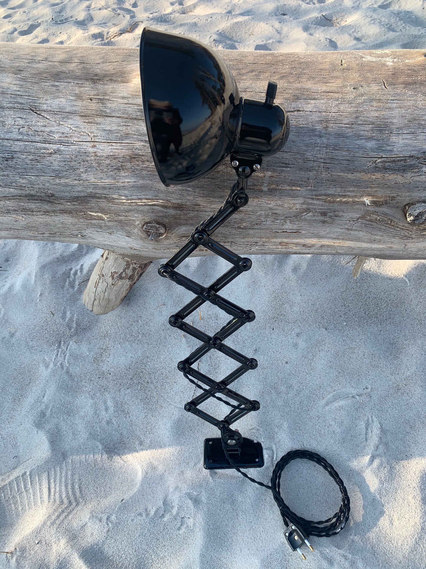 Kaiser Idell 6582 - Schwarze Scherenlampe