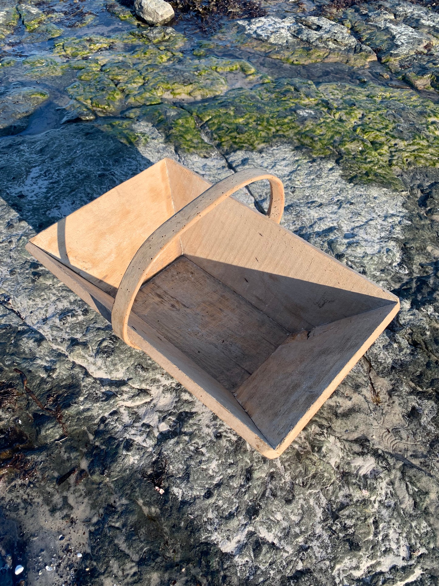 Französischer Holzkorb