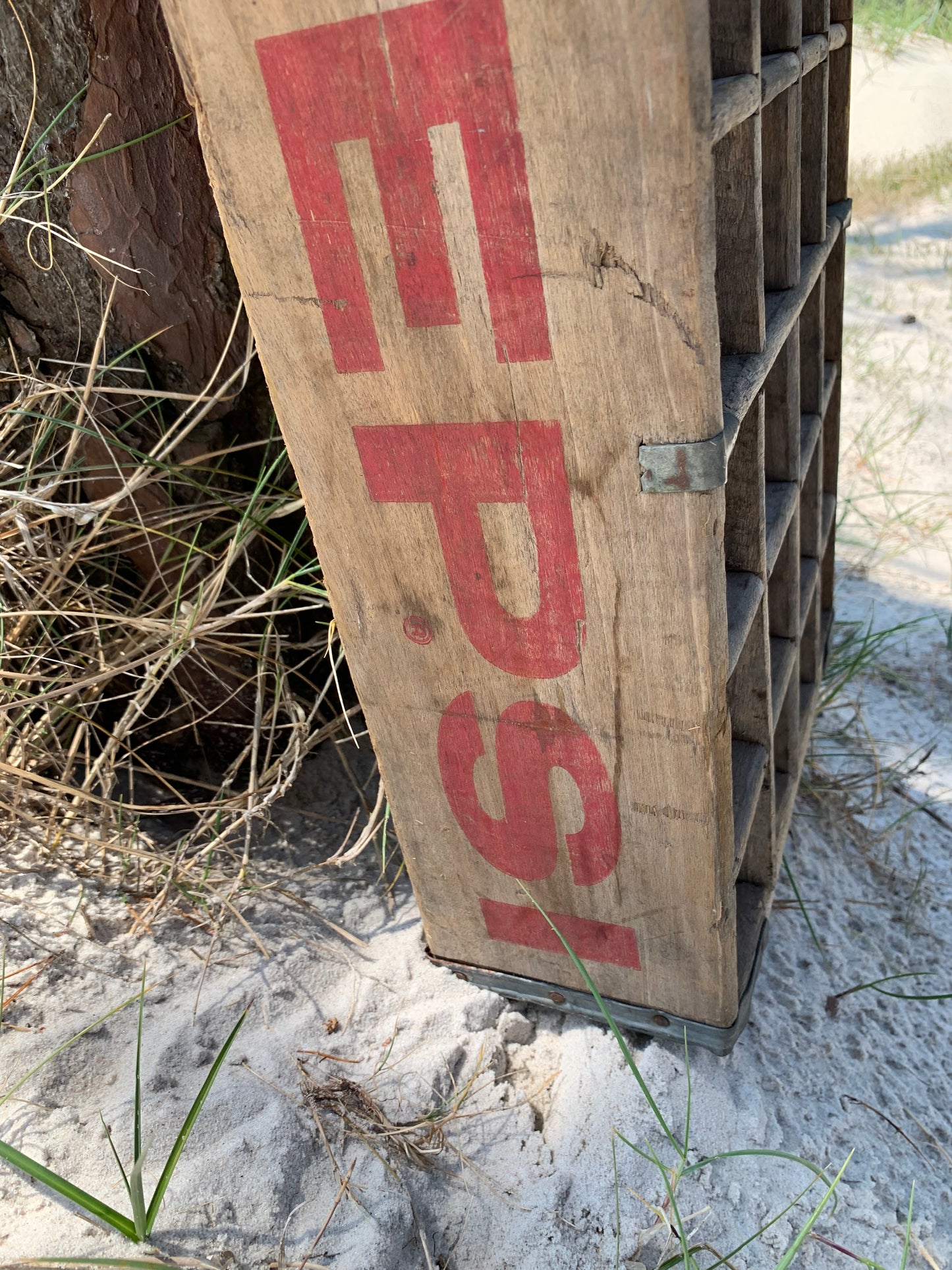 Pepsi-Holzkiste mit Fach