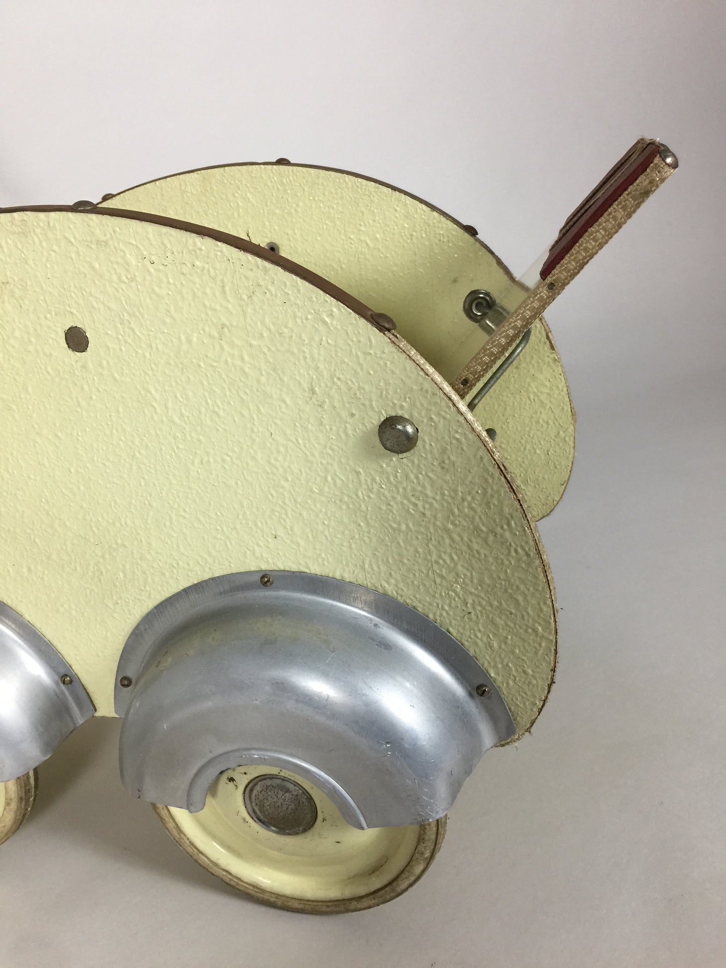 Der coolste Kinderwagen für Puppen