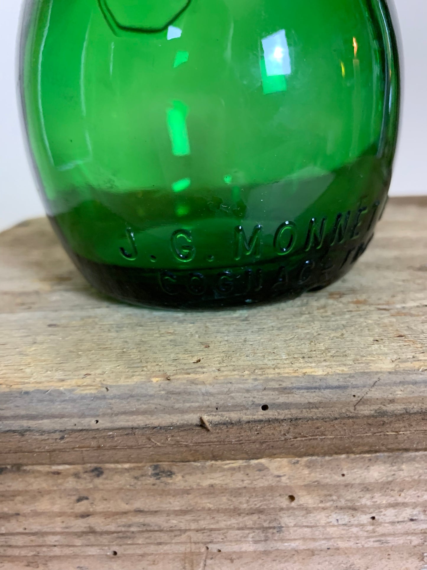Grüne Flasche in schöner "molliger" Ausführung