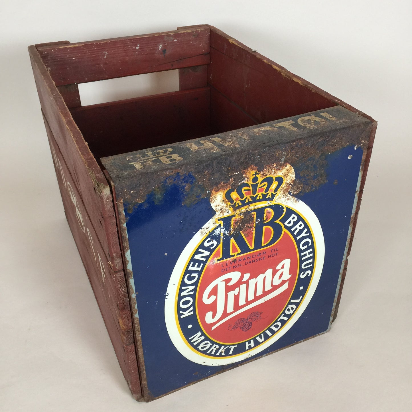 Schilder für alte Bierkisten aus Holz
