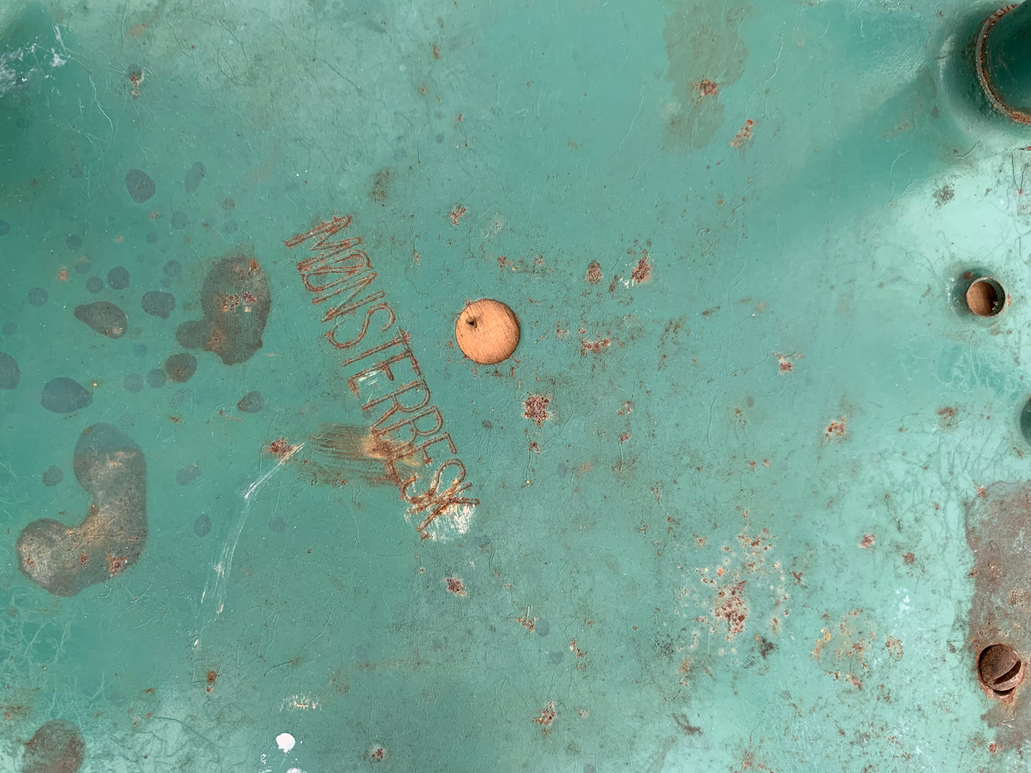 Industriehocker mit viel Patina