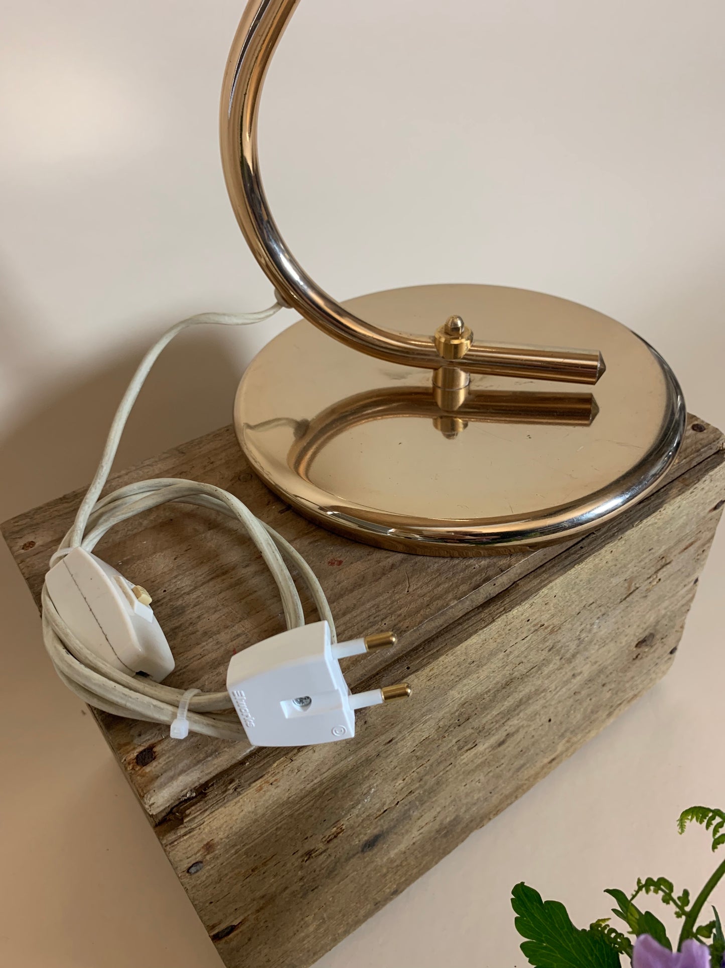 Lampe aus Messing