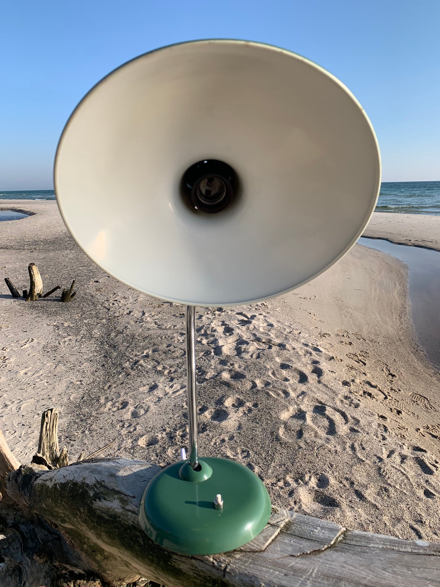 Kaiser Idell 6786 - Grün