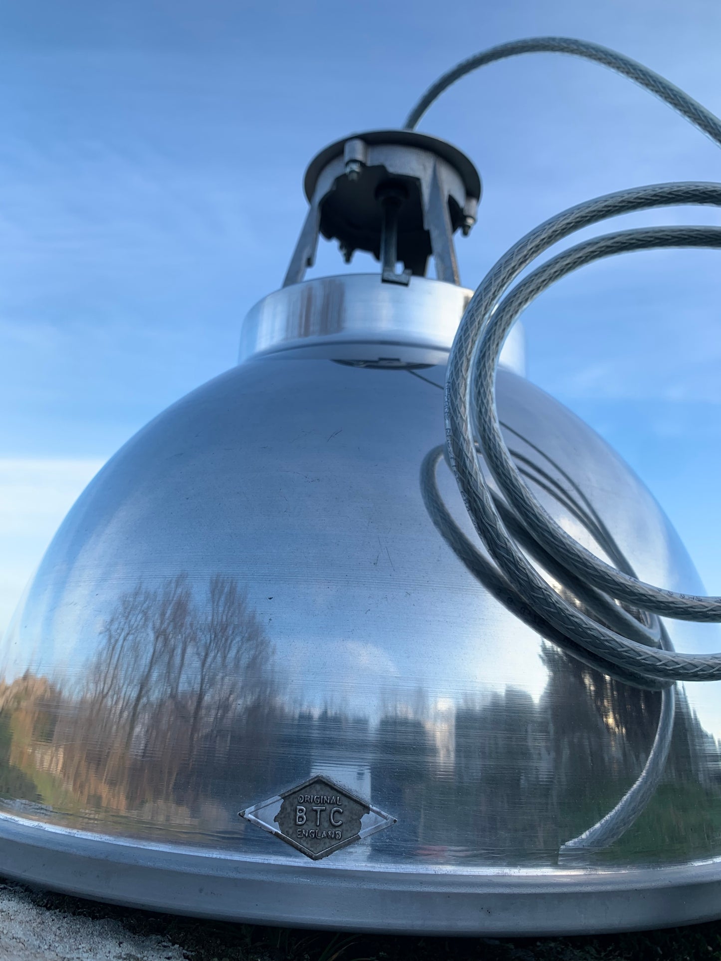 BTC Titan - Mit Milchglas