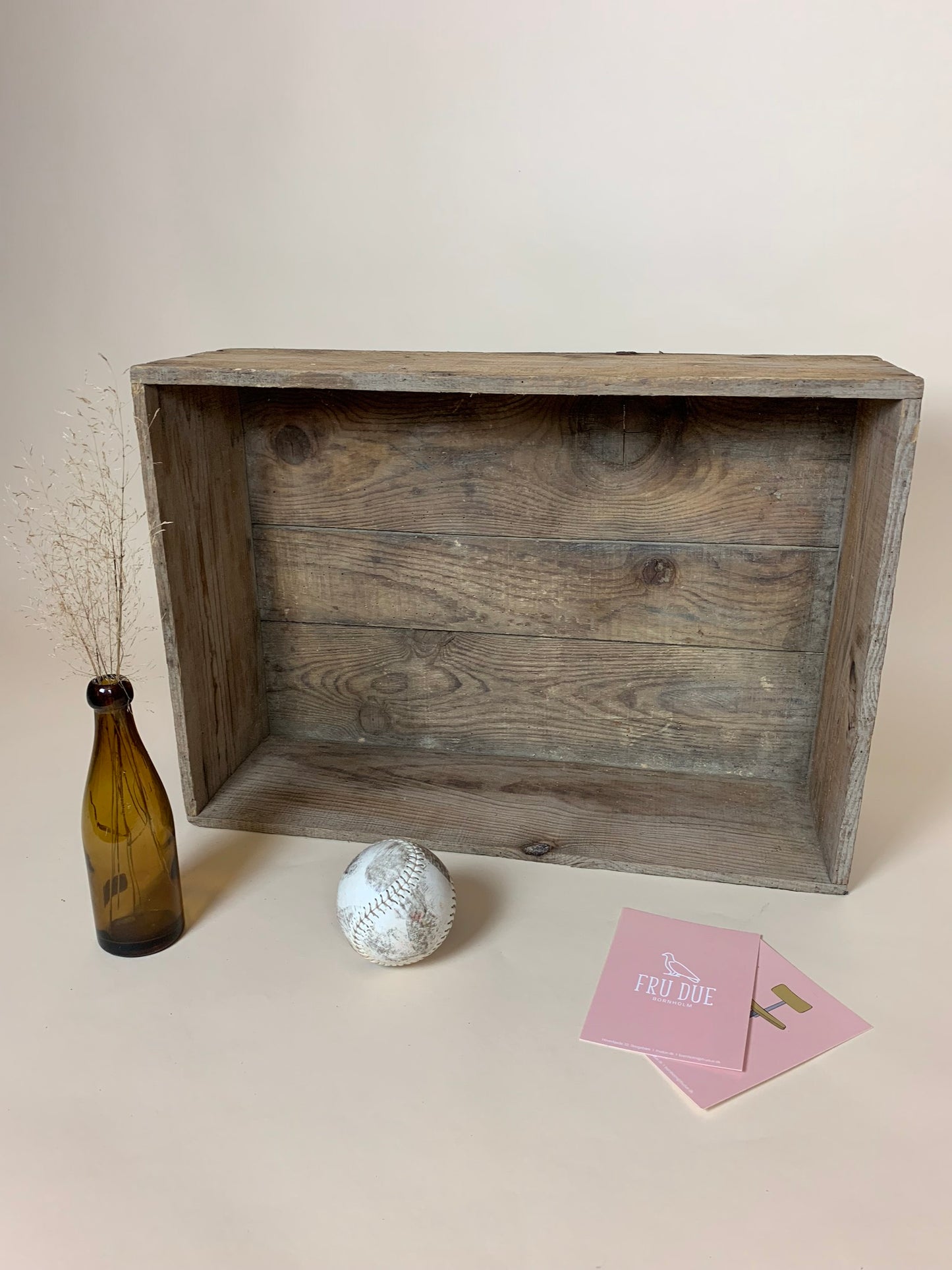Holzkiste mit schönem Text