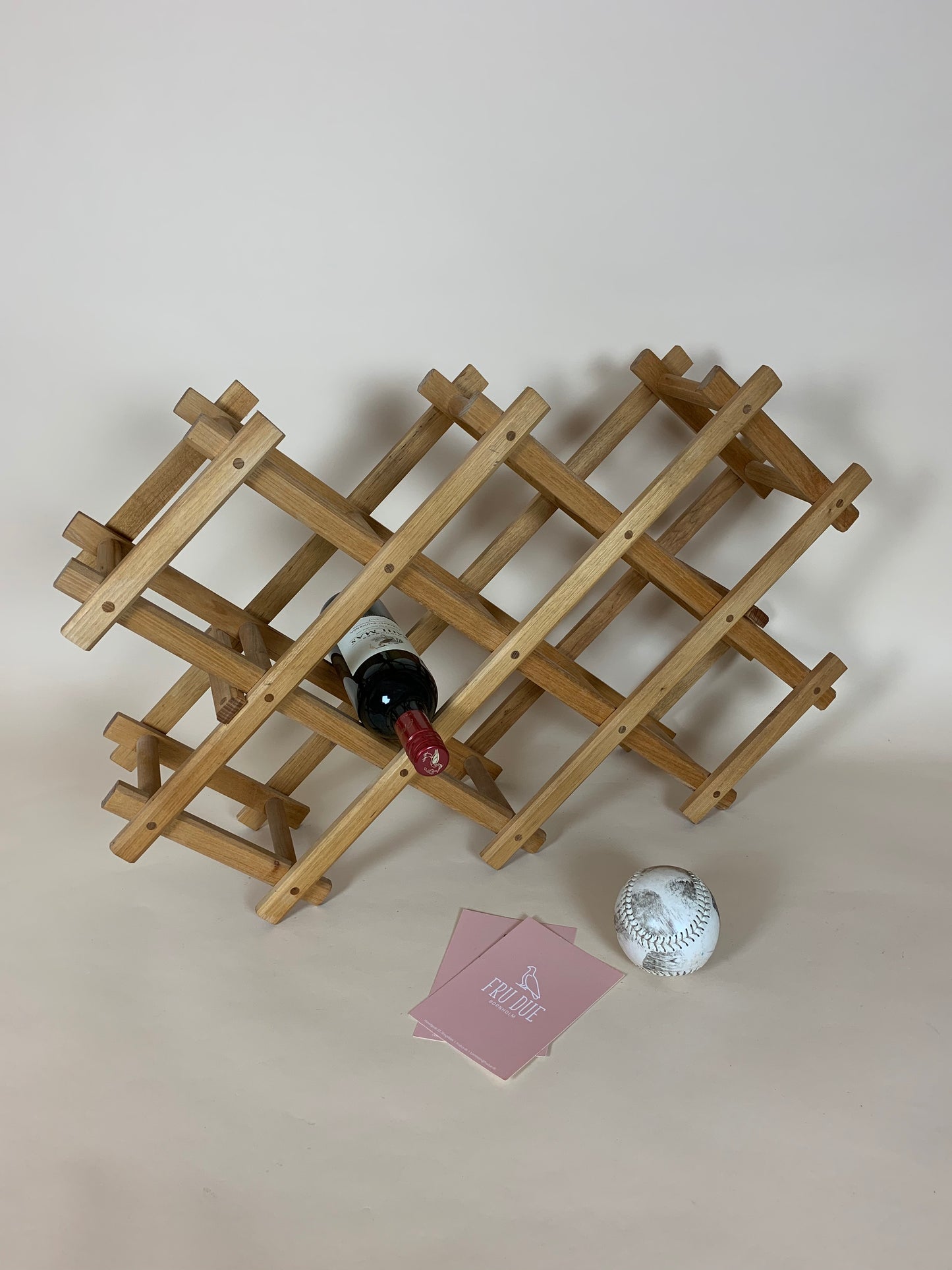 Weinregal aus Holz