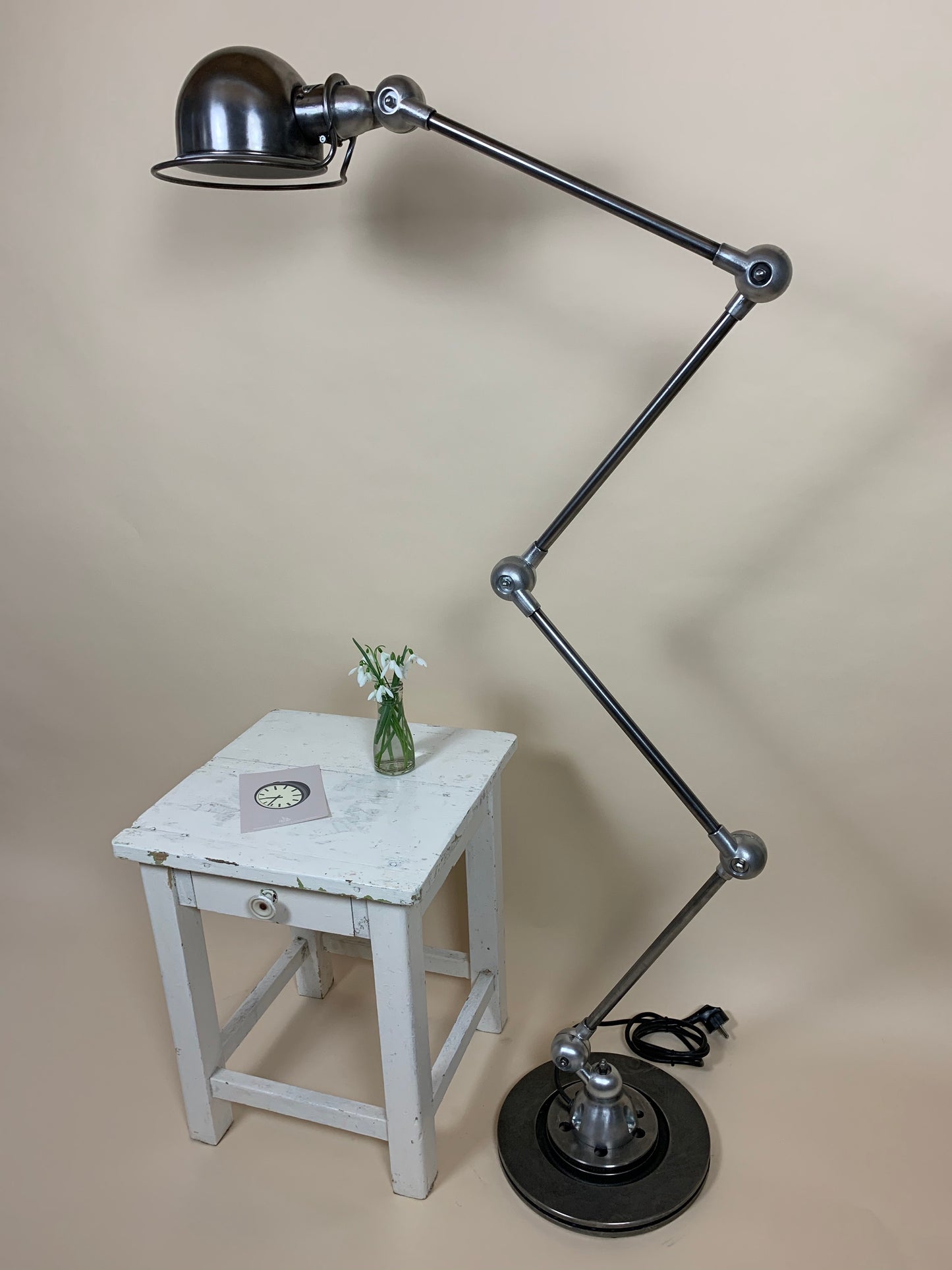 Schöne Jieldé Stehlampe mit 4 Armen