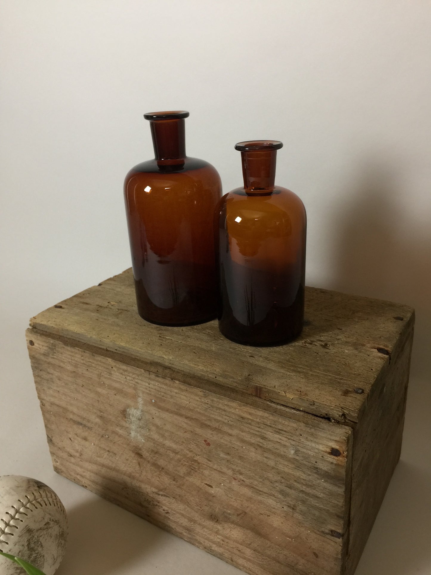 Apothekerflaschen (zwei Einheiten zusammen verkauft)