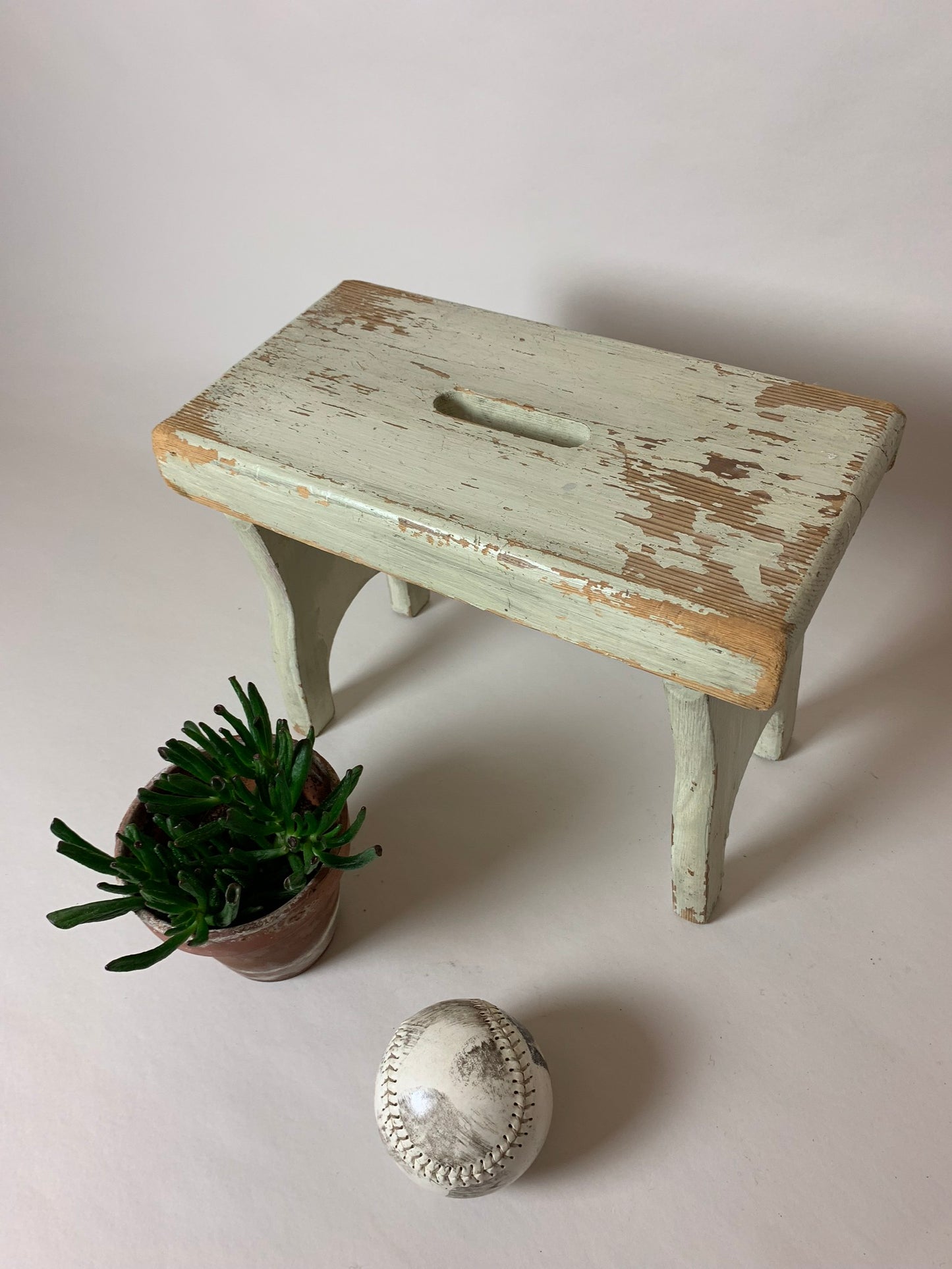 Schöner alter Hocker