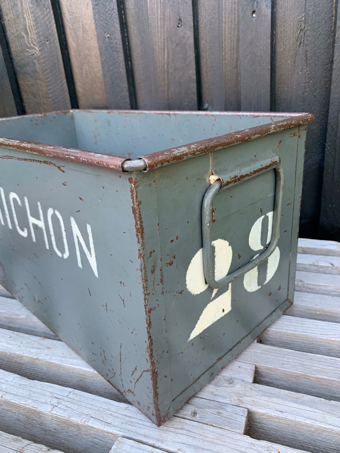 Schöne französische Militärbox