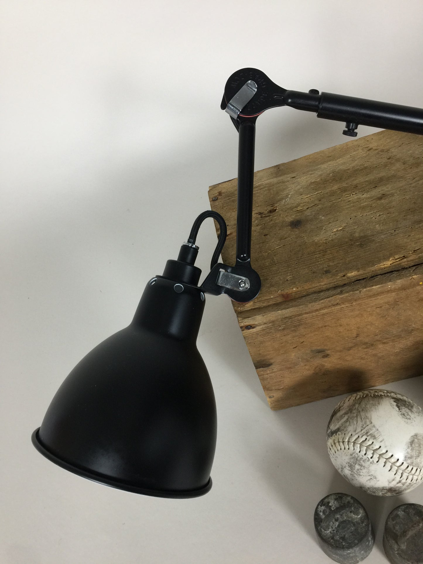 Lampe Gras schön und unverwechselbar