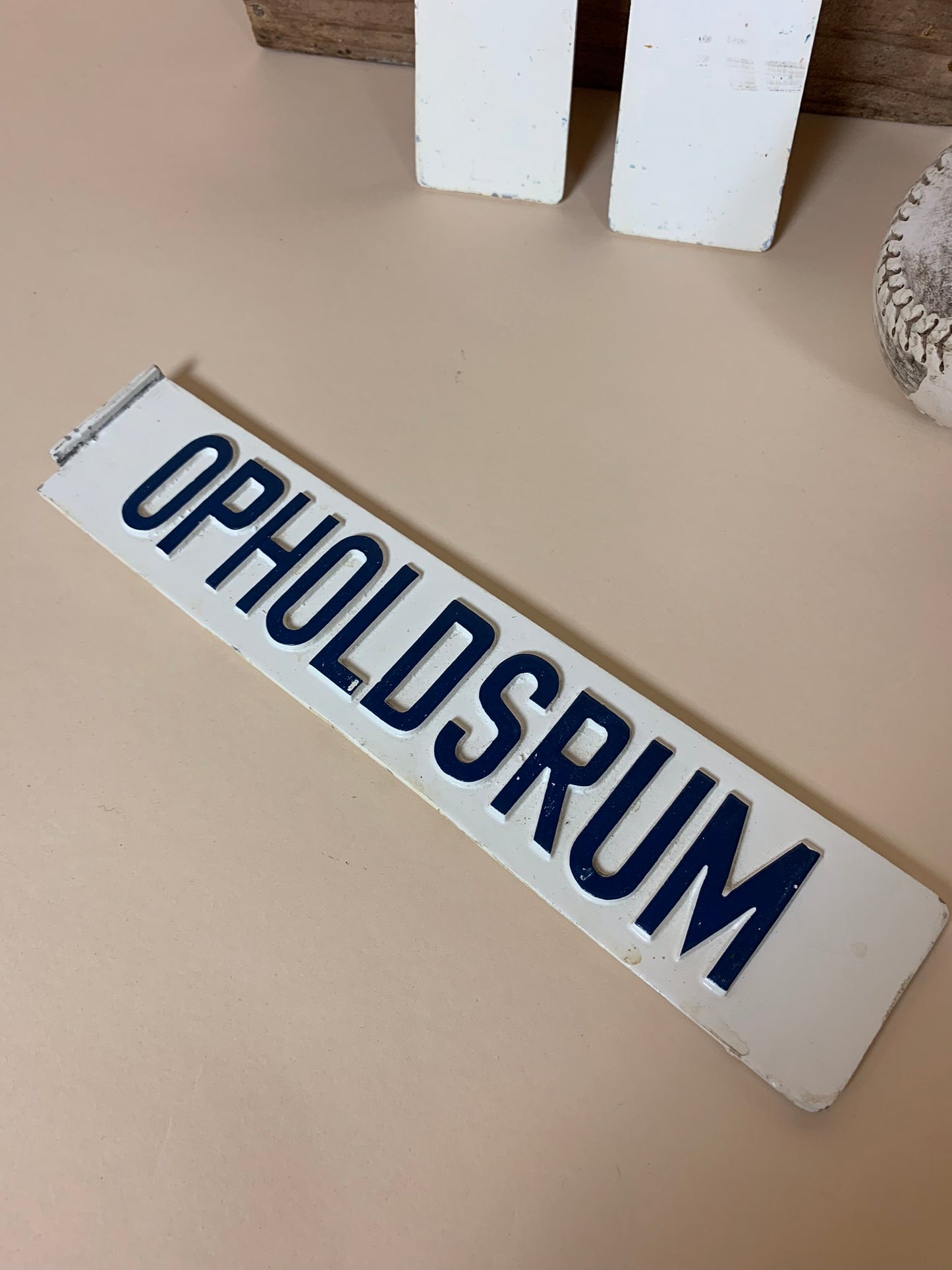 Schilder mit Text - werden einzeln verkauft, der Preis ist pro STCK.