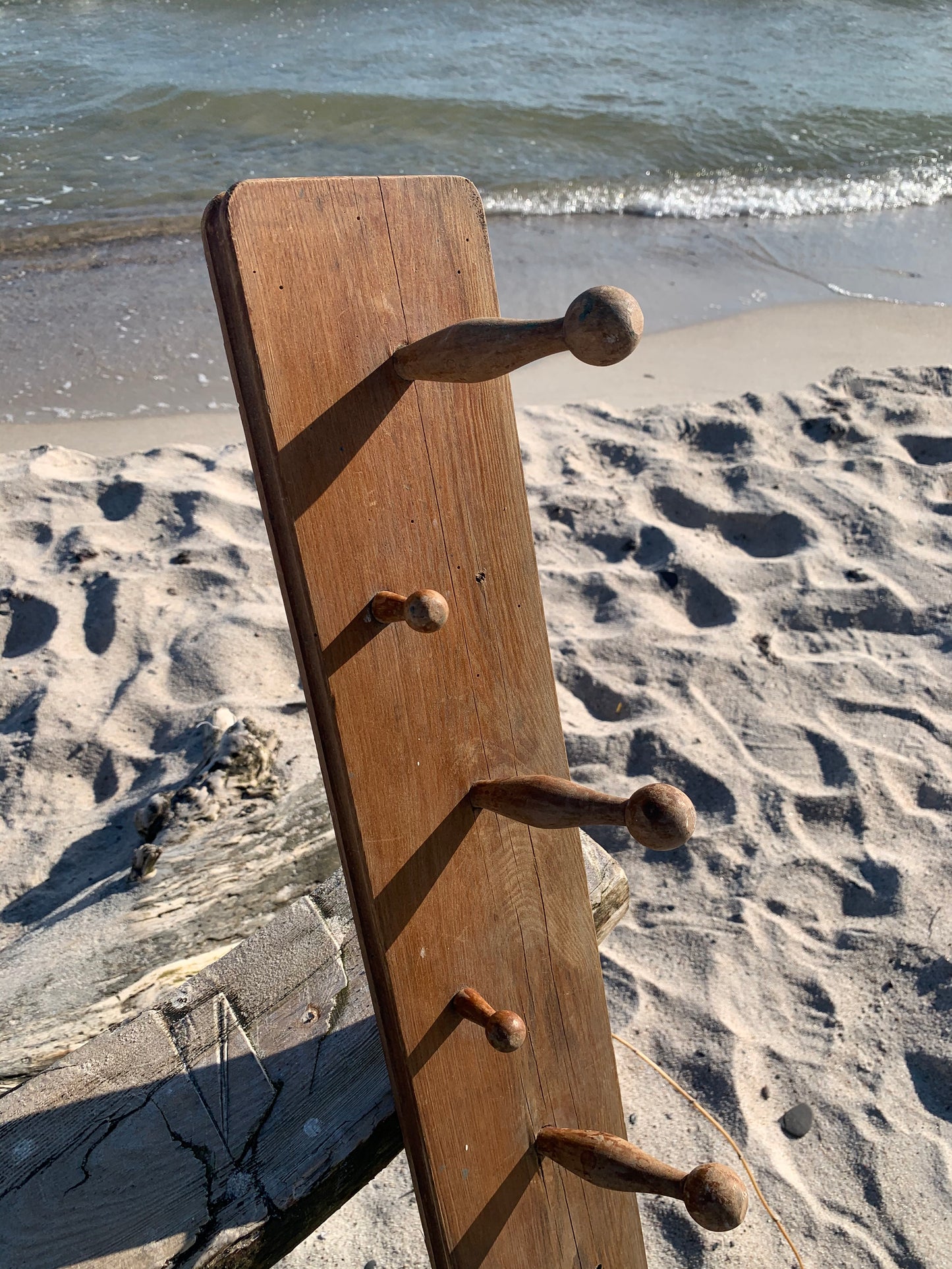 Schöne große Garderobe mit Patina